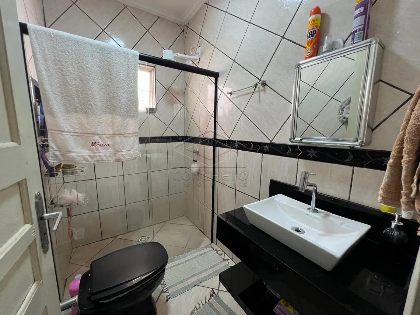 Comprar Casa / Padr&atilde;o em Len&ccedil;&oacute;is Paulista R$ 285.000,00 - Foto 3