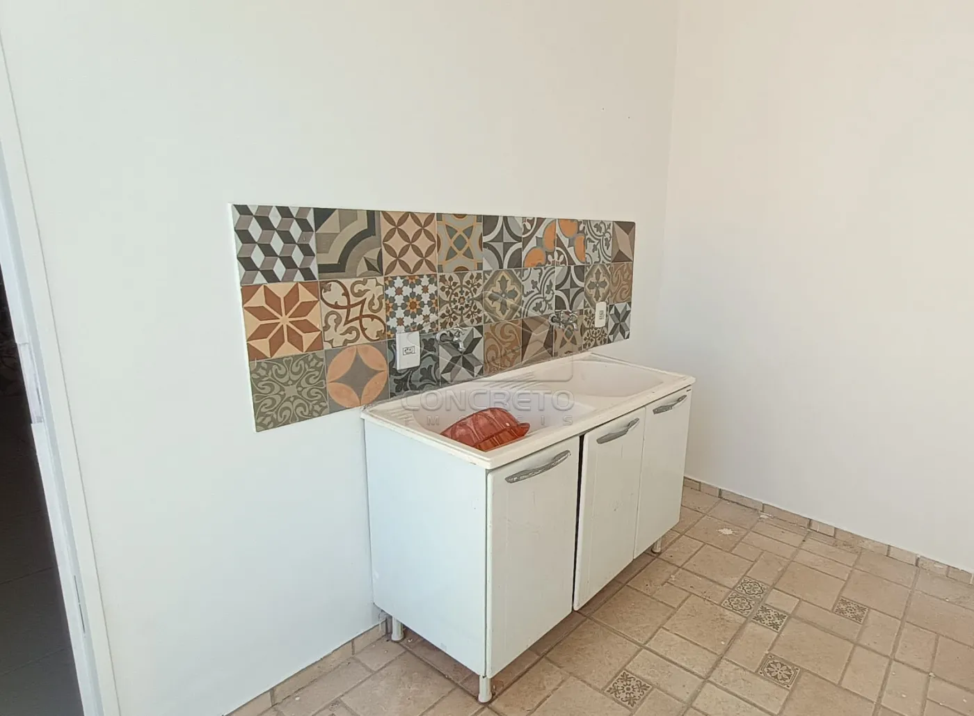 Alugar Casa / Edicula em Len&ccedil;&oacute;is Paulista R$ 2.500,00 - Foto 5