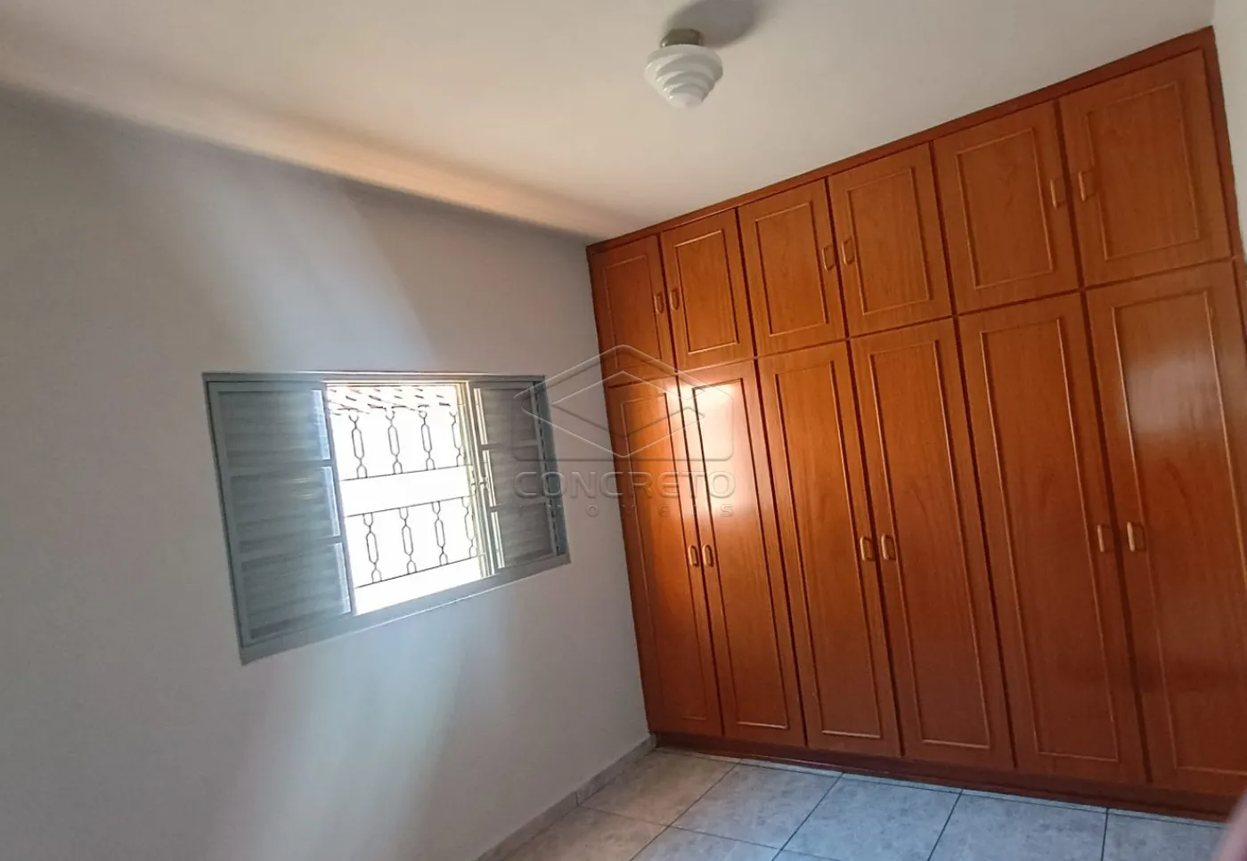 Alugar Casa / Padr&atilde;o em Len&ccedil;&oacute;is Paulista R$ 4.200,00 - Foto 8