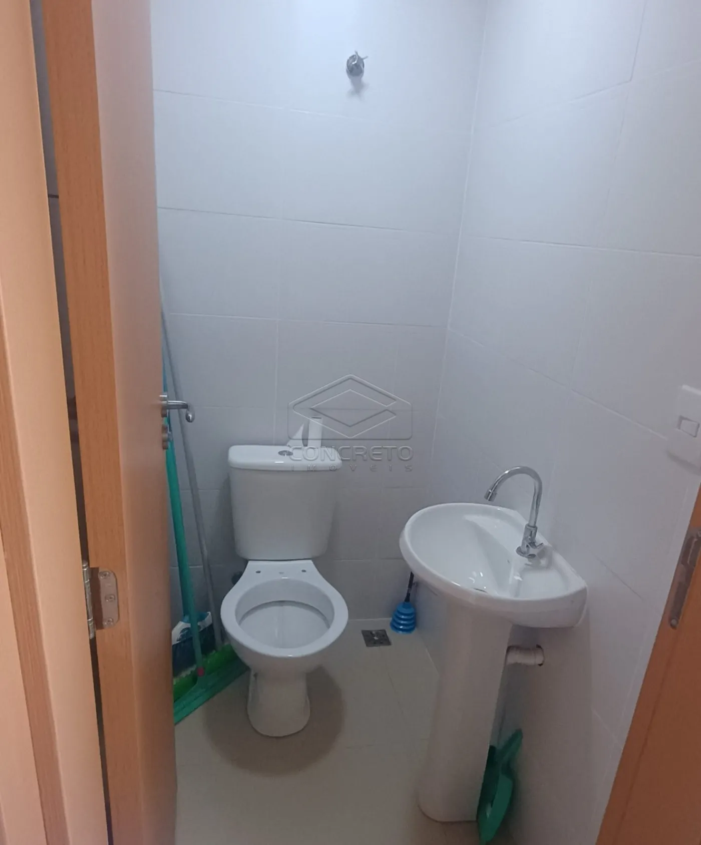 Alugar Apartamento / Padr&atilde;o em Len&ccedil;&oacute;is Paulista R$ 4.500,00 - Foto 6