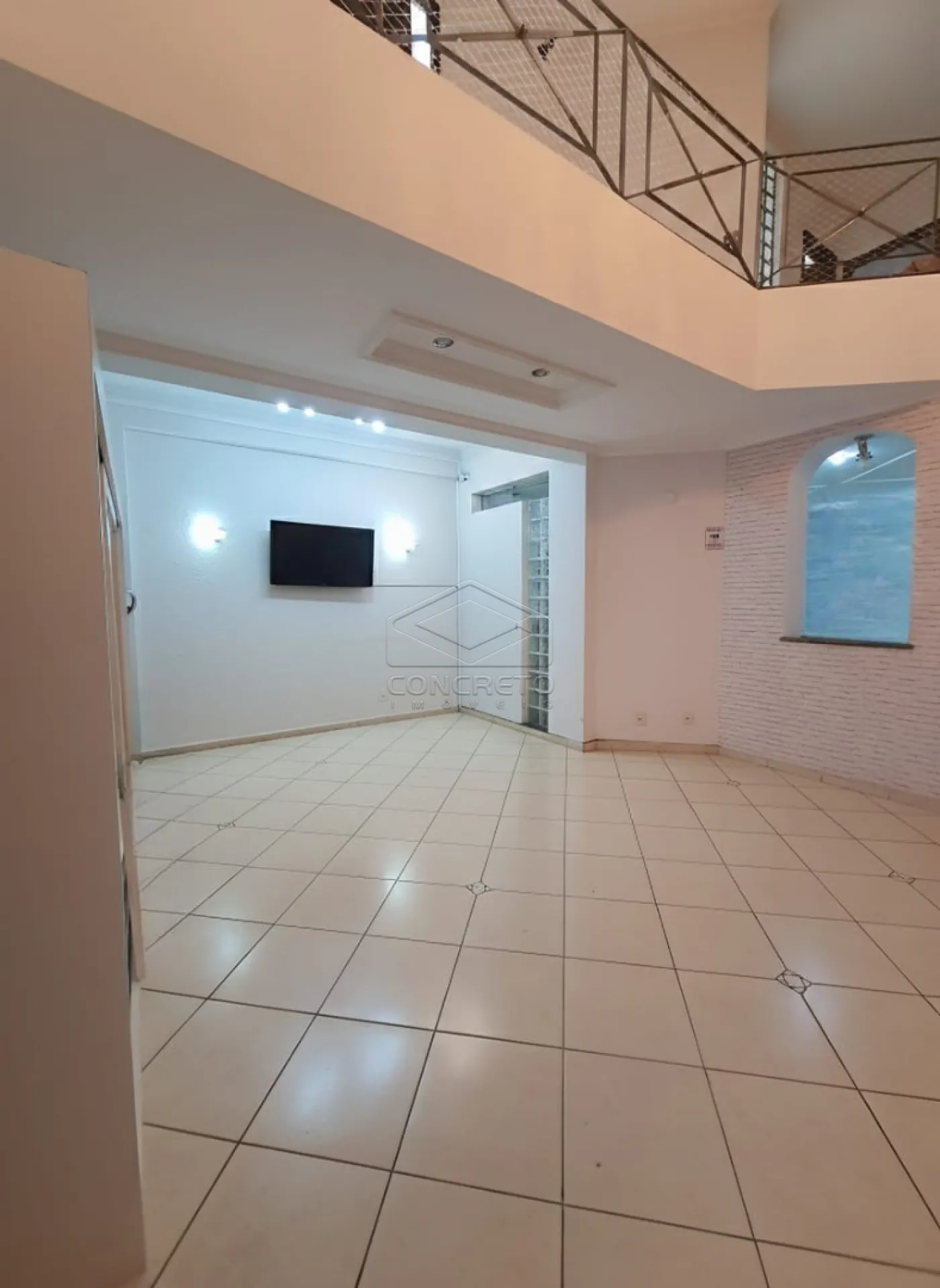 Alugar Comercial / Loja em Bauru R$ 10.000,00 - Foto 2