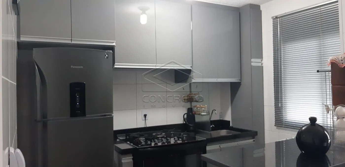 Comprar Apartamento / Padr&atilde;o em Botucatu R$ 215.000,00 - Foto 4