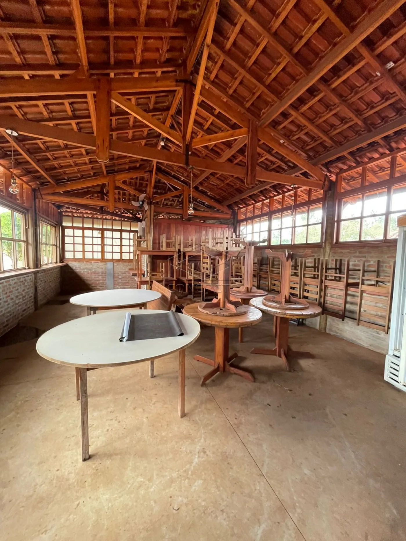 Alugar Comercial / Sal&atilde;o em Barra Bonita R$ 3.800,00 - Foto 5