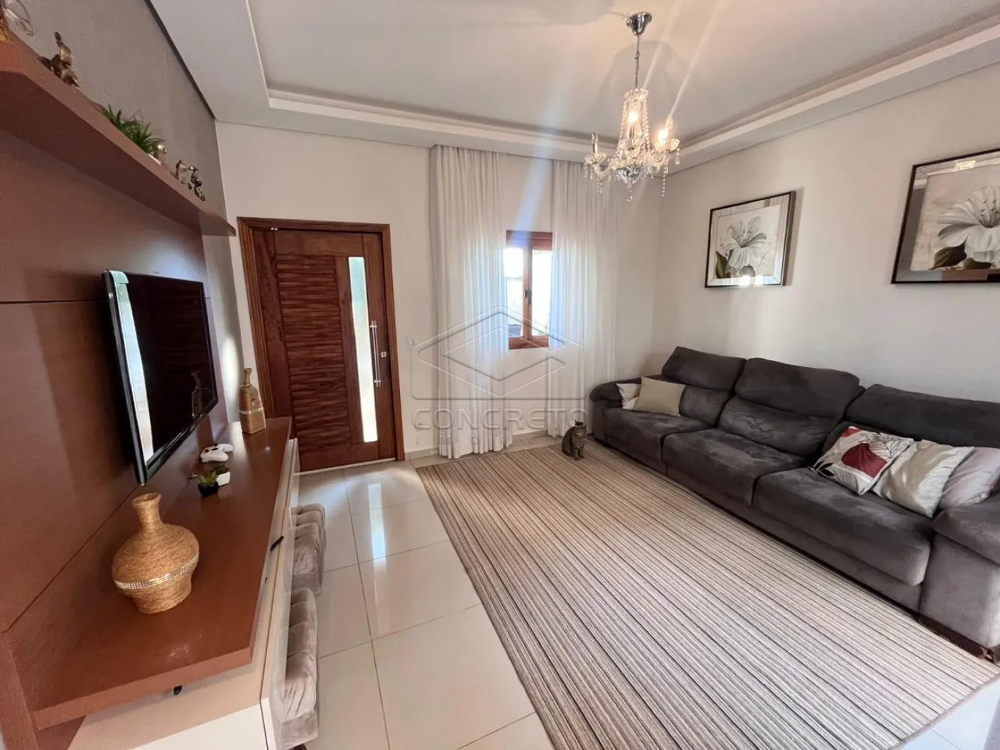 Comprar Casa / Padr&atilde;o em Len&ccedil;&oacute;is Paulista R$ 670.000,00 - Foto 1