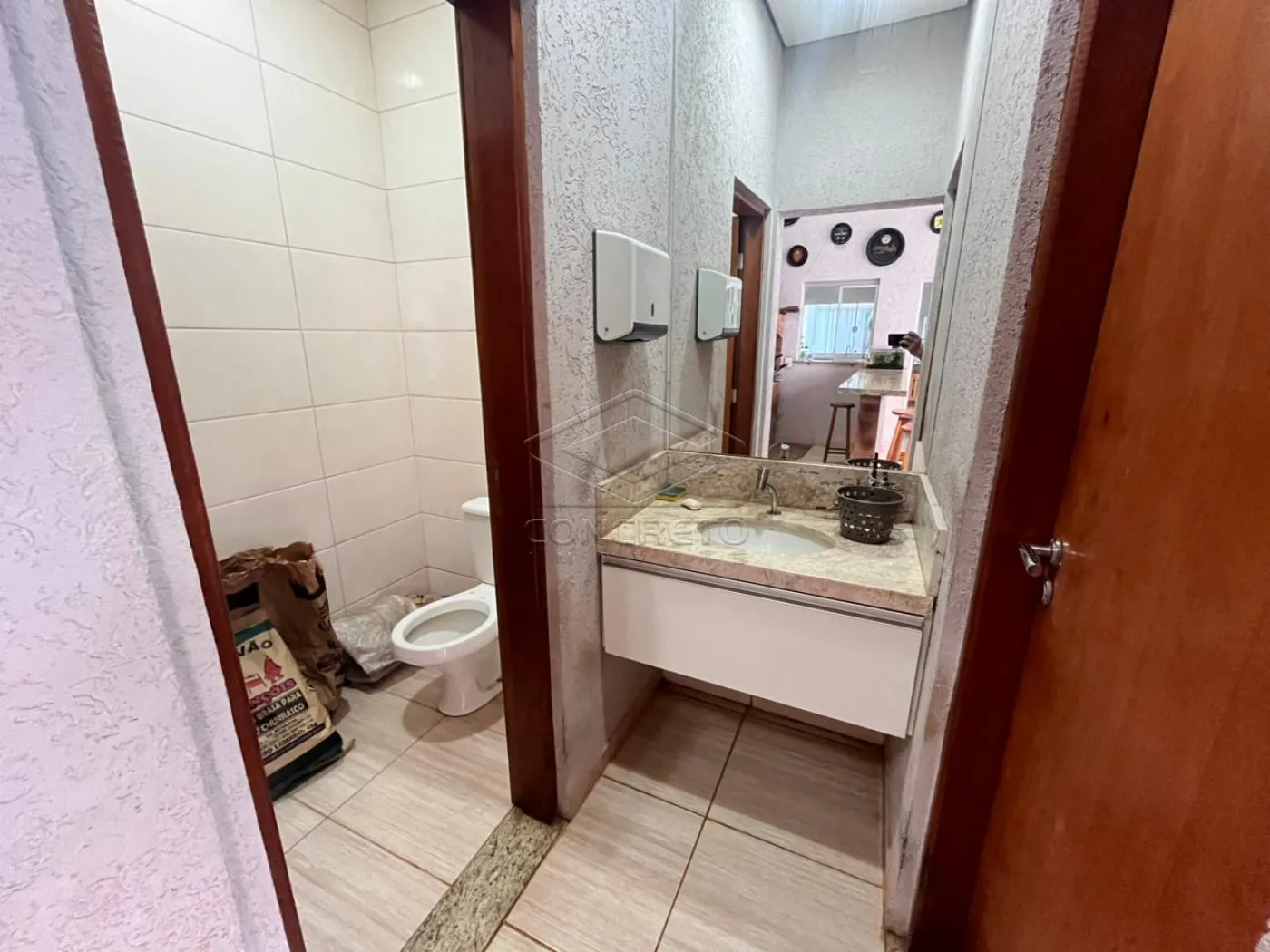 Comprar Casa / Padr&atilde;o em Len&ccedil;&oacute;is Paulista R$ 670.000,00 - Foto 5