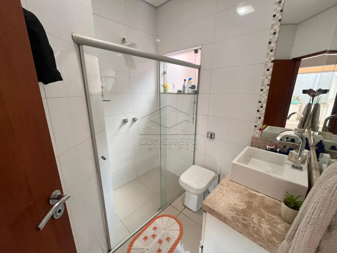 Comprar Casa / Padr&atilde;o em Len&ccedil;&oacute;is Paulista R$ 670.000,00 - Foto 11