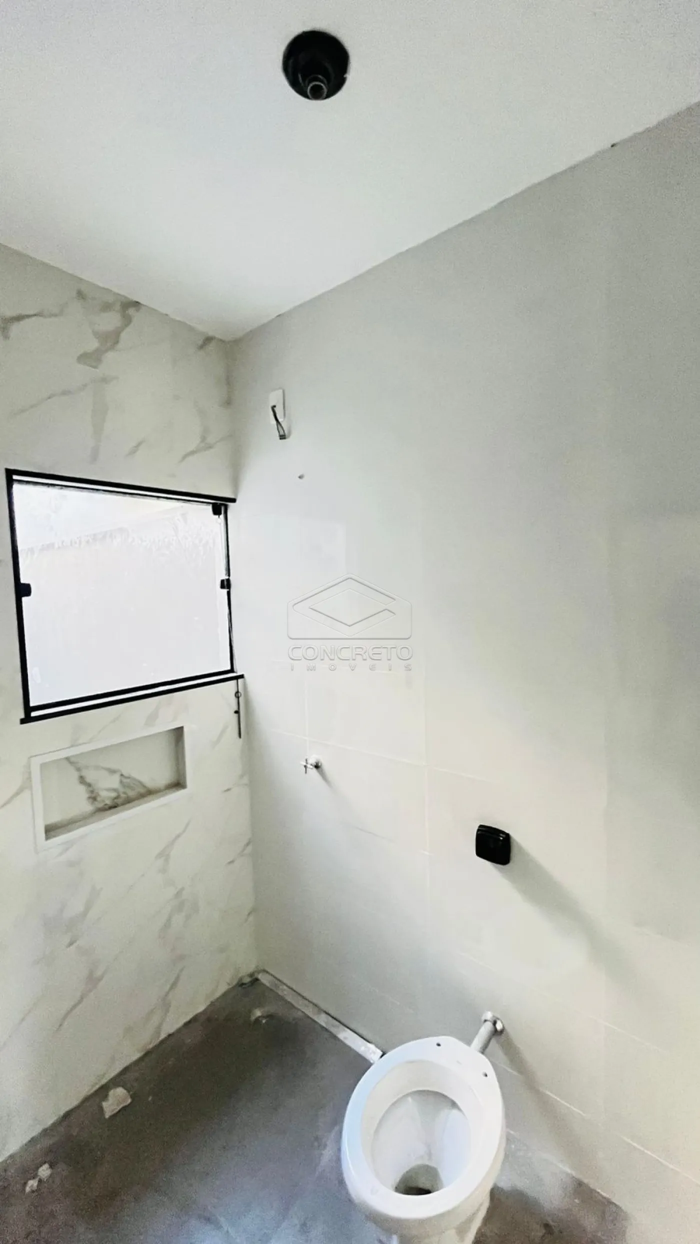 Alugar Apartamento / Kitnet em Len&ccedil;&oacute;is Paulista R$ 1.950,00 - Foto 4