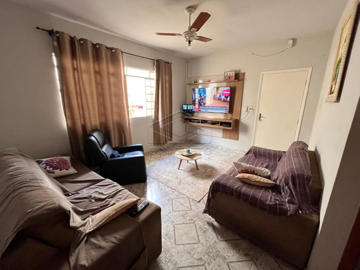 Comprar Casa / Padr&atilde;o em Len&ccedil;&oacute;is Paulista R$ 410.000,00 - Foto 3