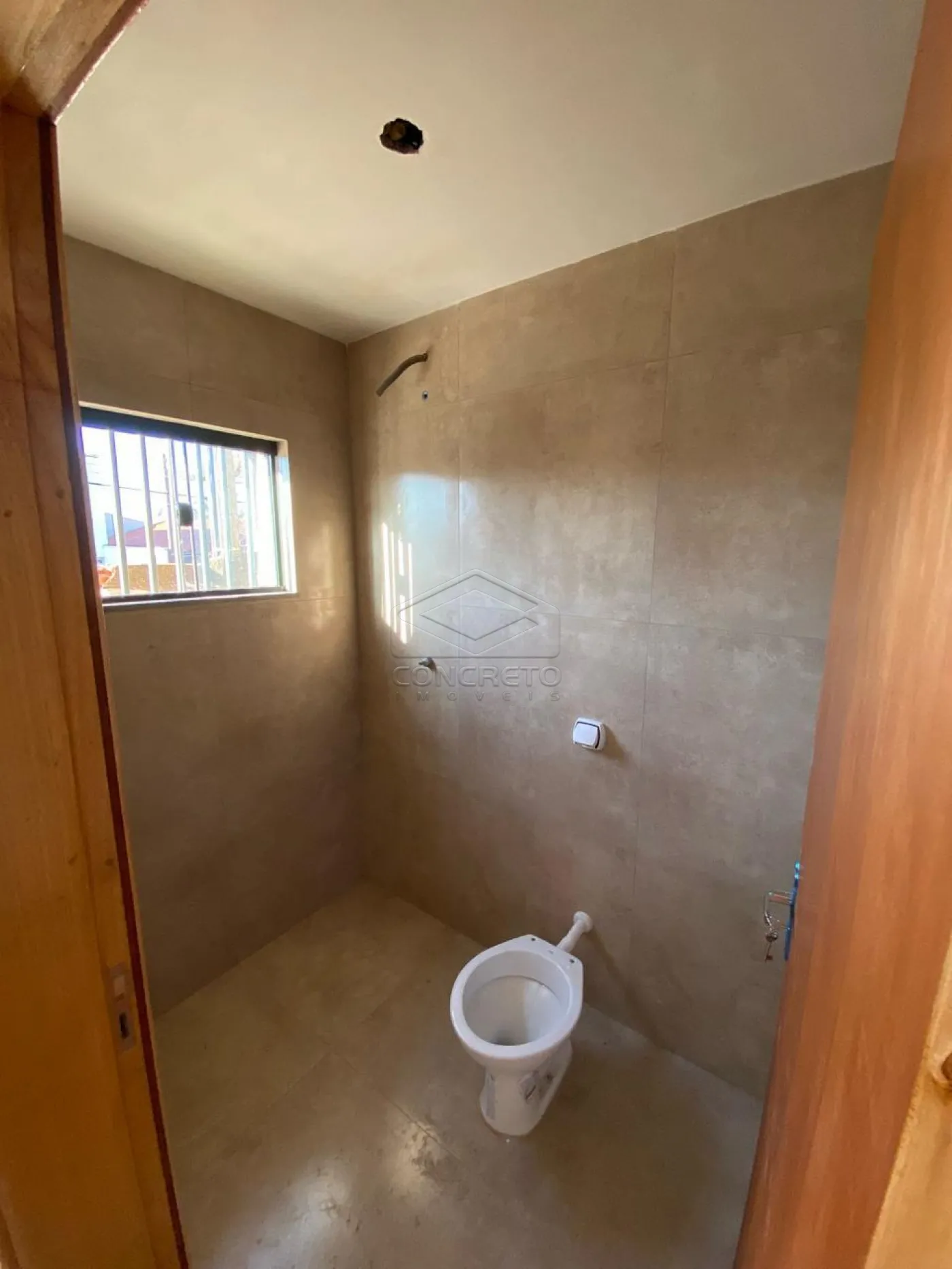 Alugar Comercial / Barrac&atilde;o em Botucatu R$ 5.500,00 - Foto 2