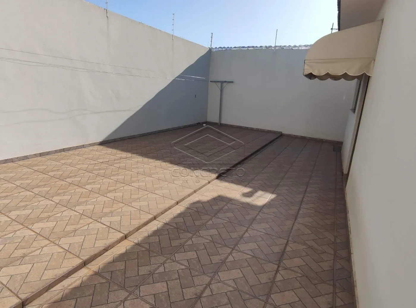 Alugar Casa / Padr&atilde;o em Len&ccedil;&oacute;is Paulista R$ 2.500,00 - Foto 10