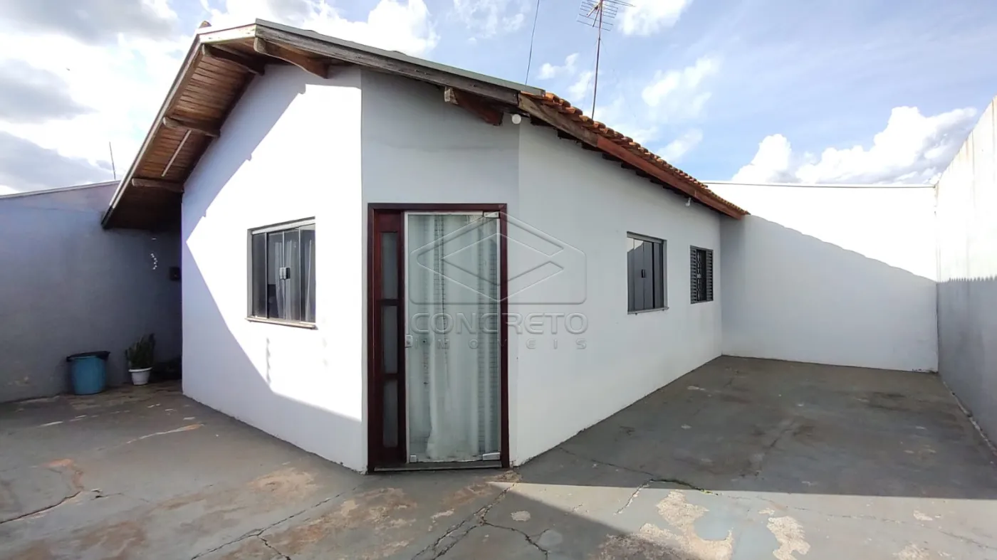 Comprar Casa / Padr&atilde;o em Len&ccedil;&oacute;is Paulista R$ 350.000,00 - Foto 1