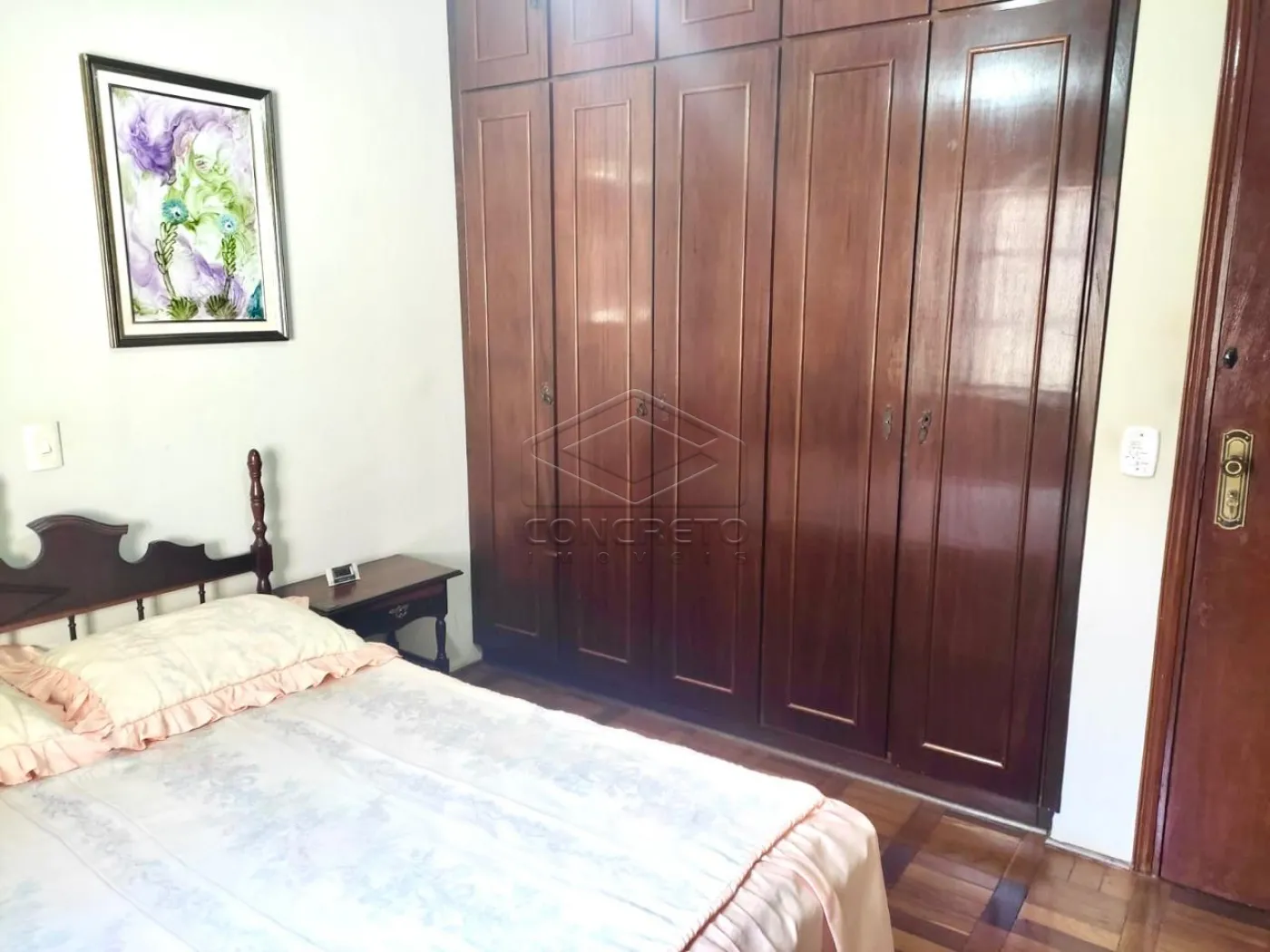 Comprar Casa / Padr&atilde;o em Len&ccedil;&oacute;is Paulista R$ 760.000,00 - Foto 4