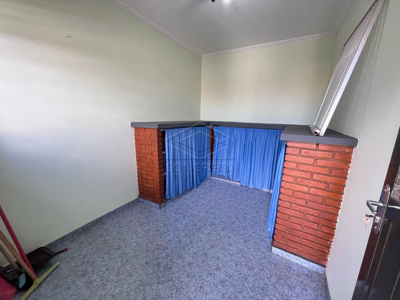 Alugar Casa / Resid&ecirc;ncia em Len&ccedil;&oacute;is Paulista R$ 2.300,00 - Foto 5