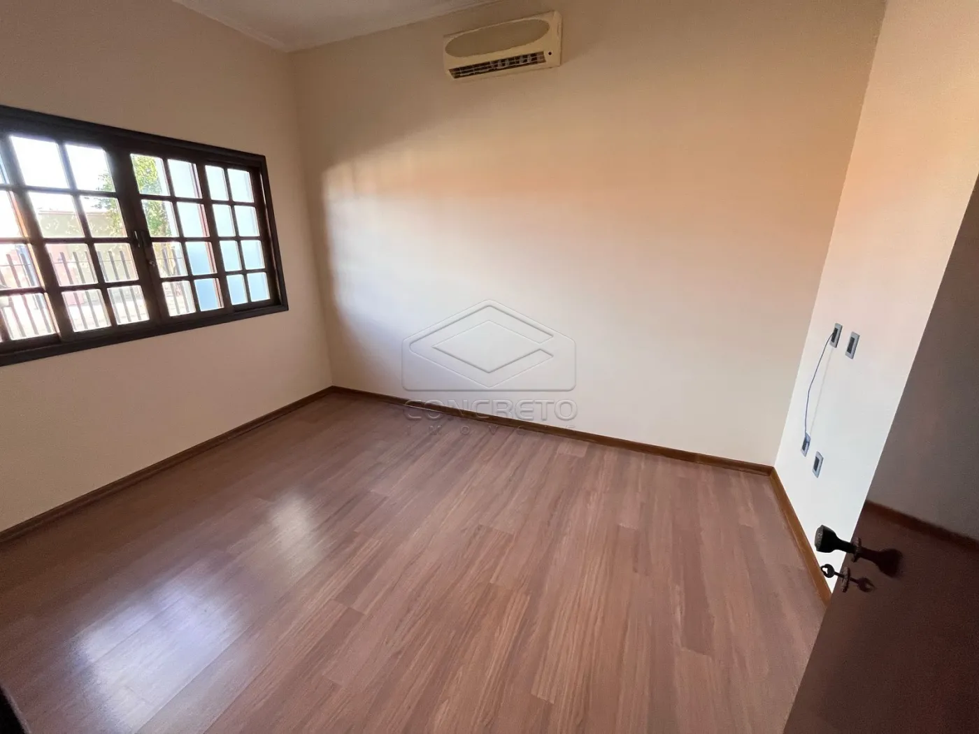 Alugar Casa / Resid&ecirc;ncia em Len&ccedil;&oacute;is Paulista R$ 2.300,00 - Foto 11