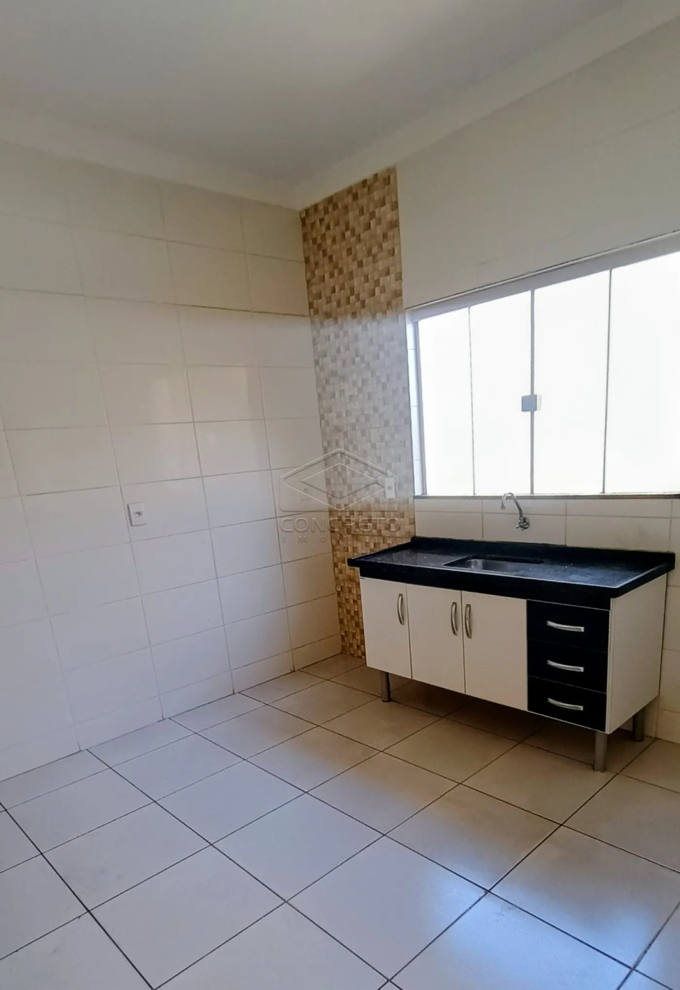 Alugar Casa / Resid&ecirc;ncia em Len&ccedil;&oacute;is Paulista R$ 1.700,00 - Foto 4