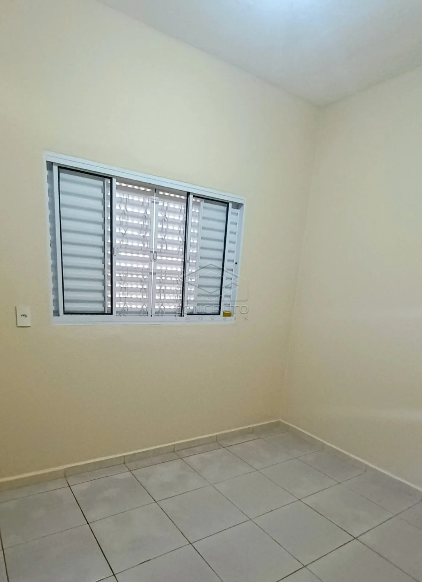 Alugar Casa / Resid&ecirc;ncia em Len&ccedil;&oacute;is Paulista R$ 1.700,00 - Foto 6