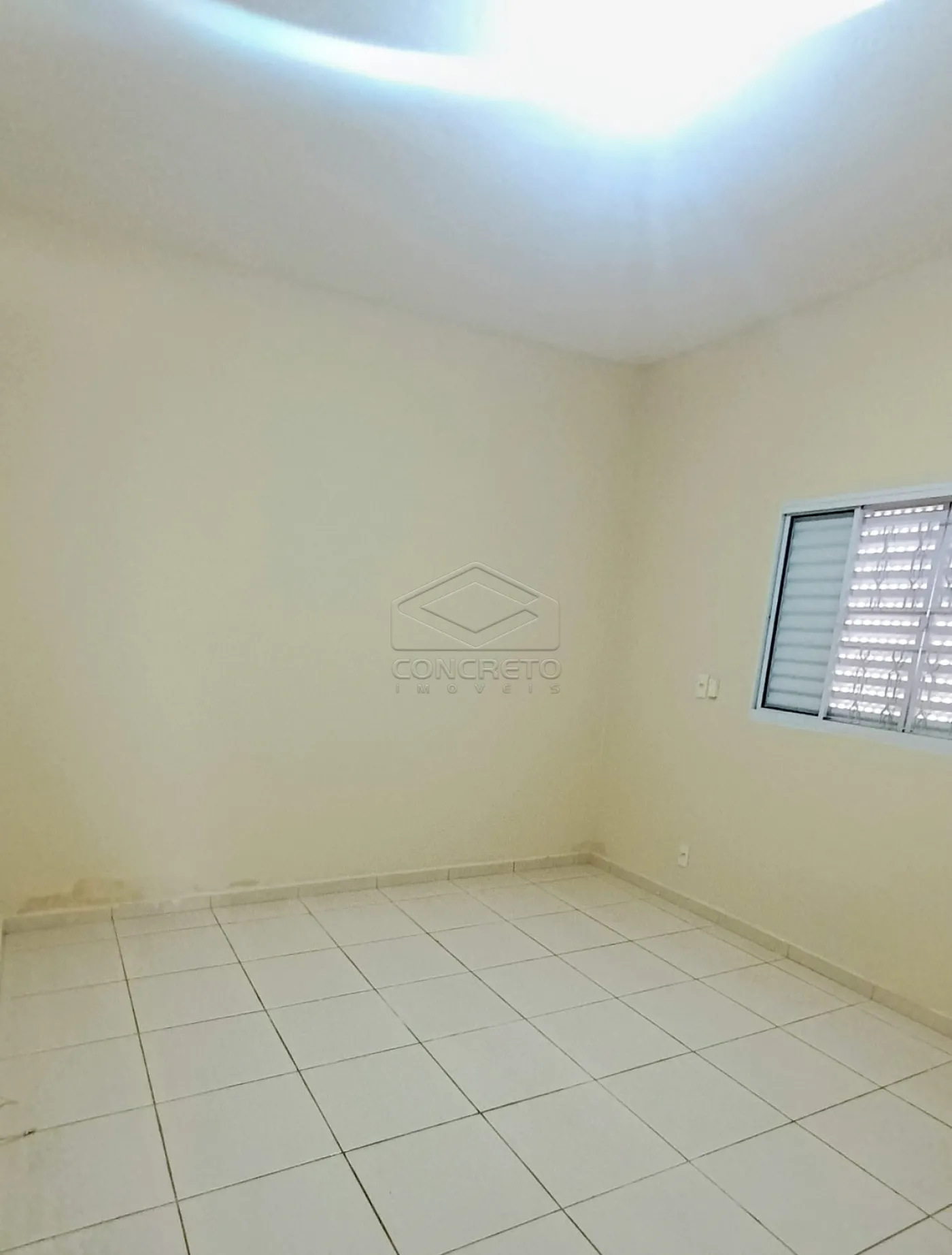 Alugar Casa / Resid&ecirc;ncia em Len&ccedil;&oacute;is Paulista R$ 1.700,00 - Foto 7