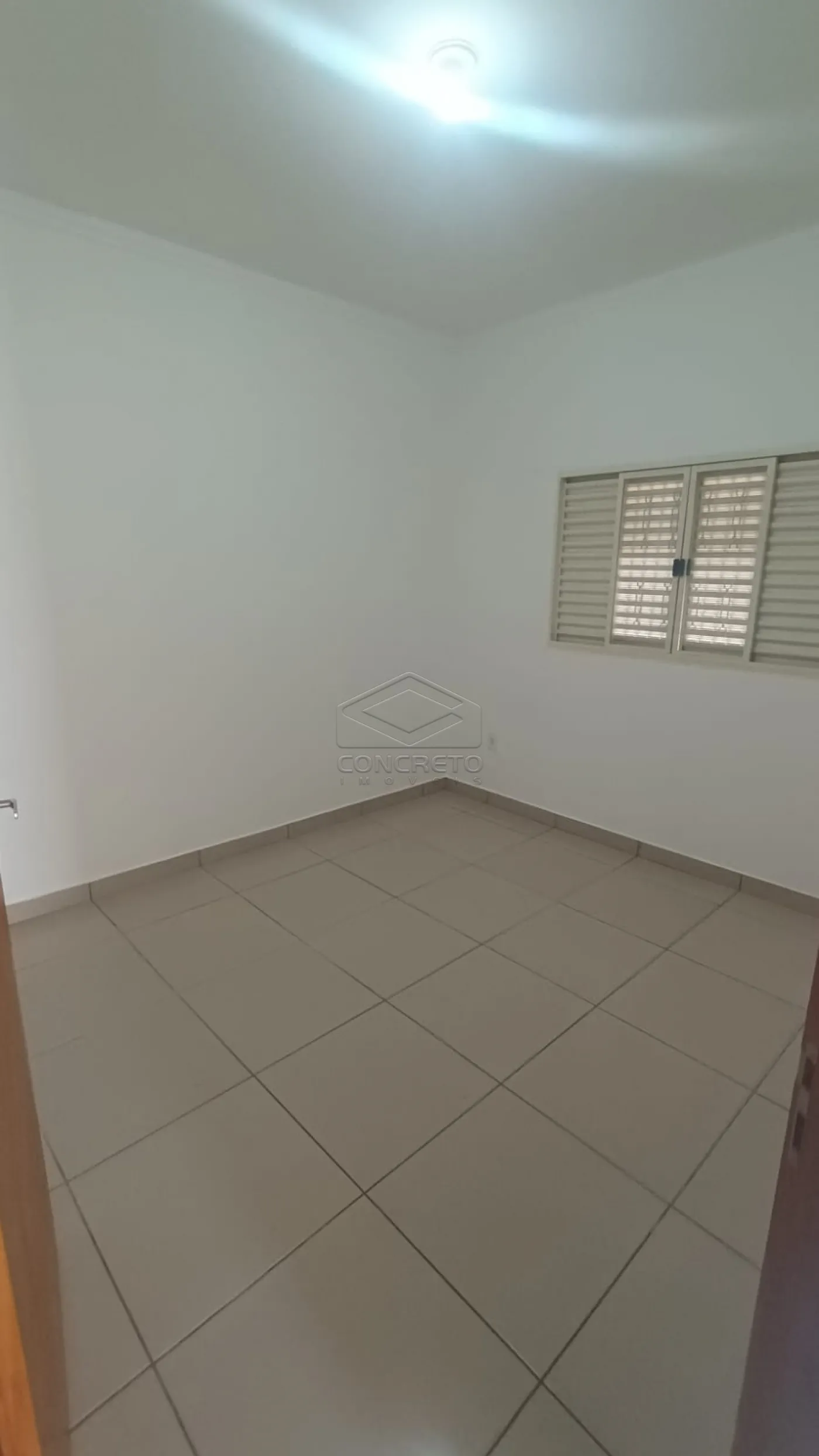 Alugar Casa / Resid&ecirc;ncia em Len&ccedil;&oacute;is Paulista R$ 1.850,00 - Foto 8