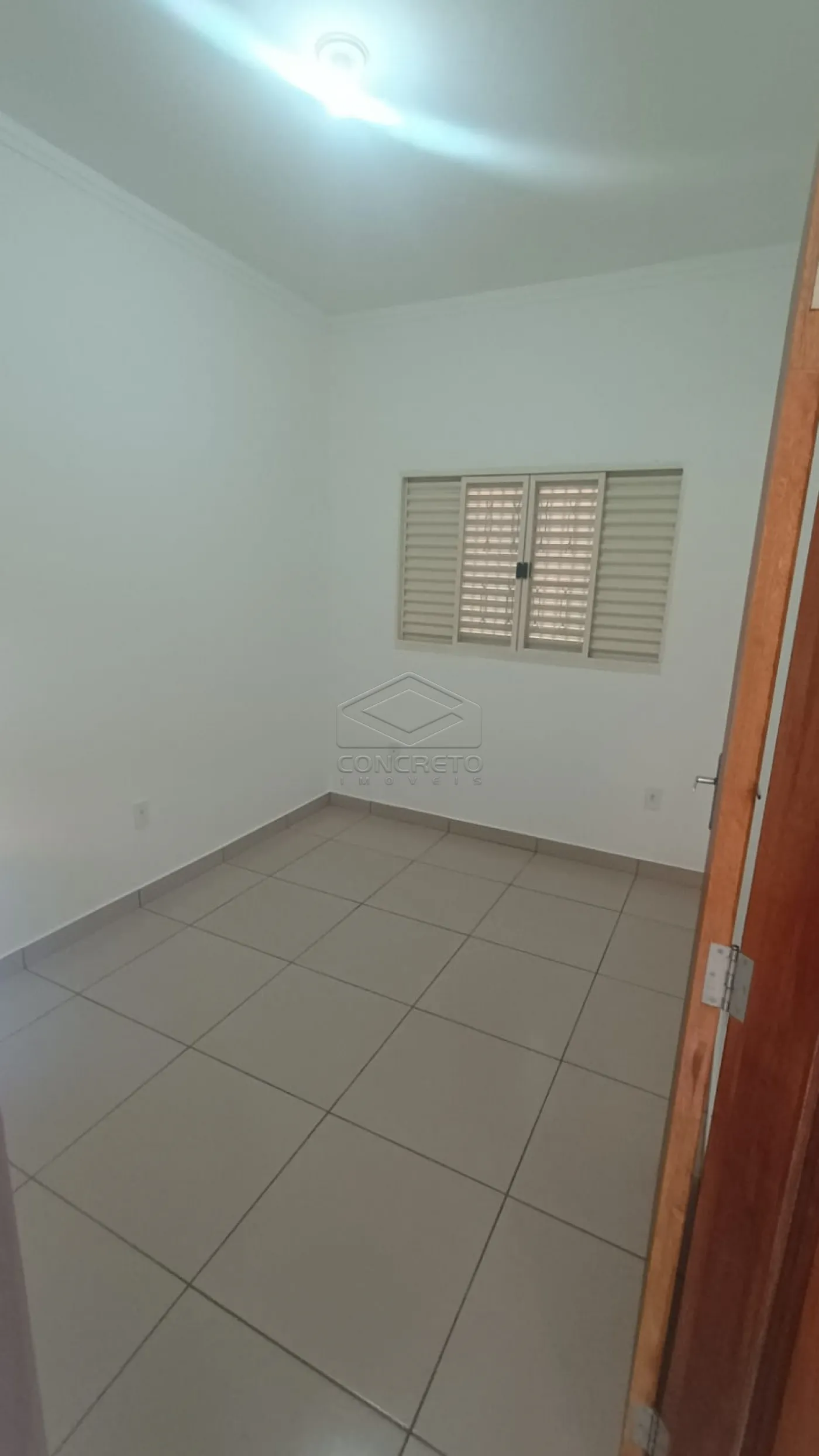 Alugar Casa / Resid&ecirc;ncia em Len&ccedil;&oacute;is Paulista R$ 1.850,00 - Foto 9