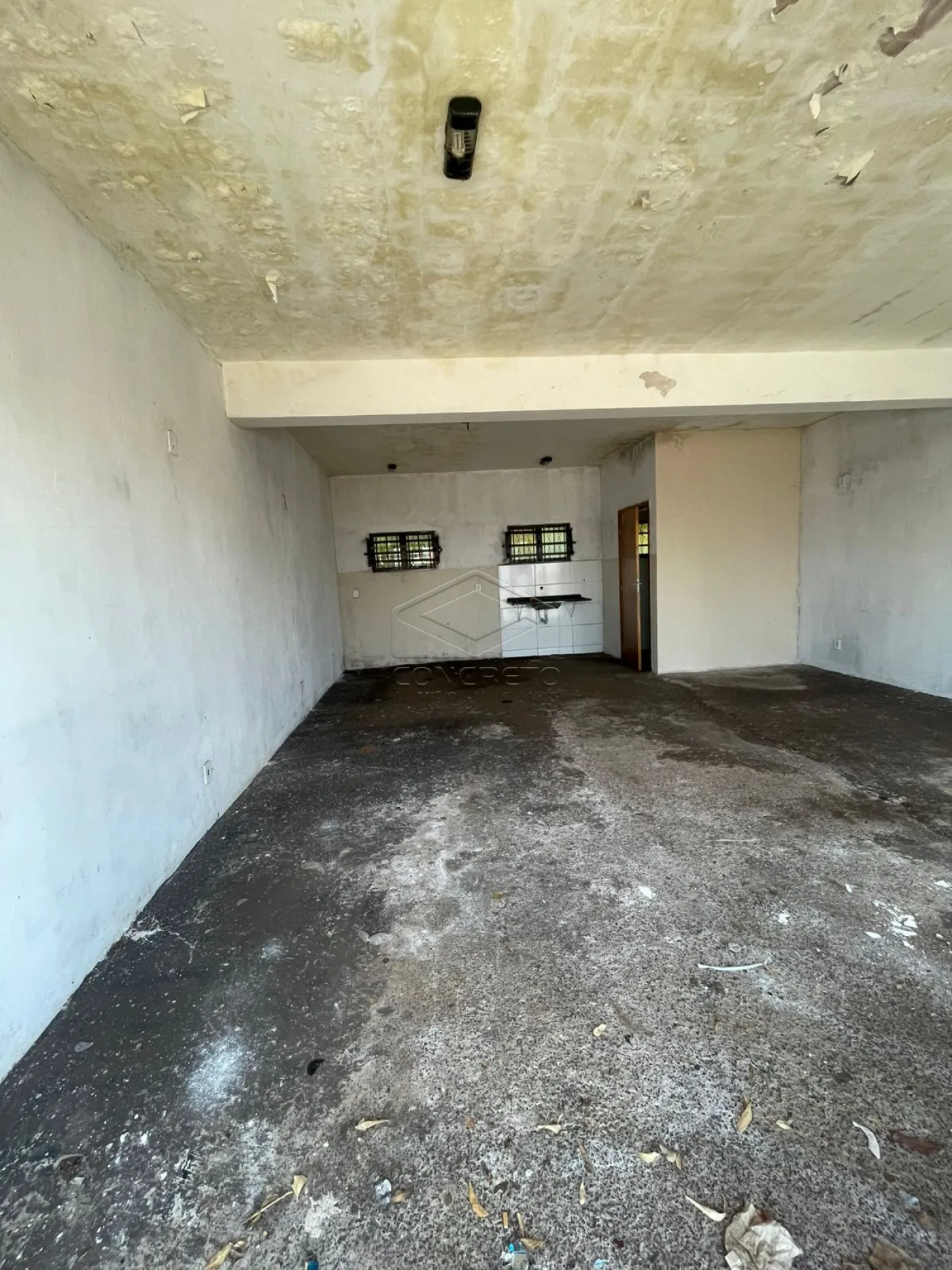 Alugar Comercial / Loja em Len&ccedil;&oacute;is Paulista R$ 1.100,00 - Foto 1