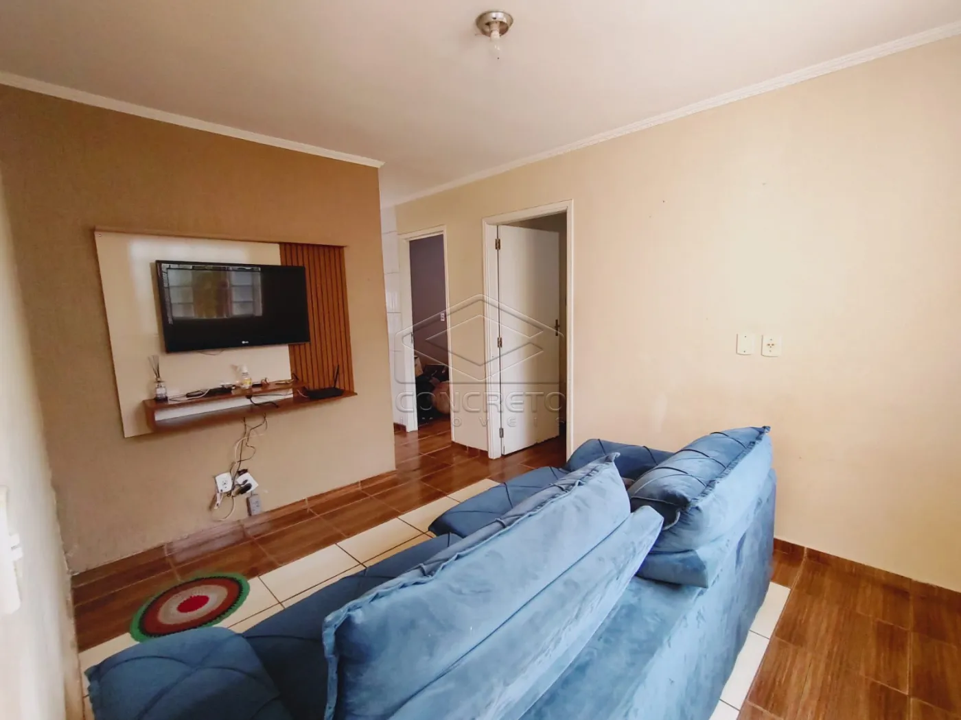 Alugar Casa / Padr&atilde;o em Len&ccedil;&oacute;is Paulista R$ 1.200,00 - Foto 1