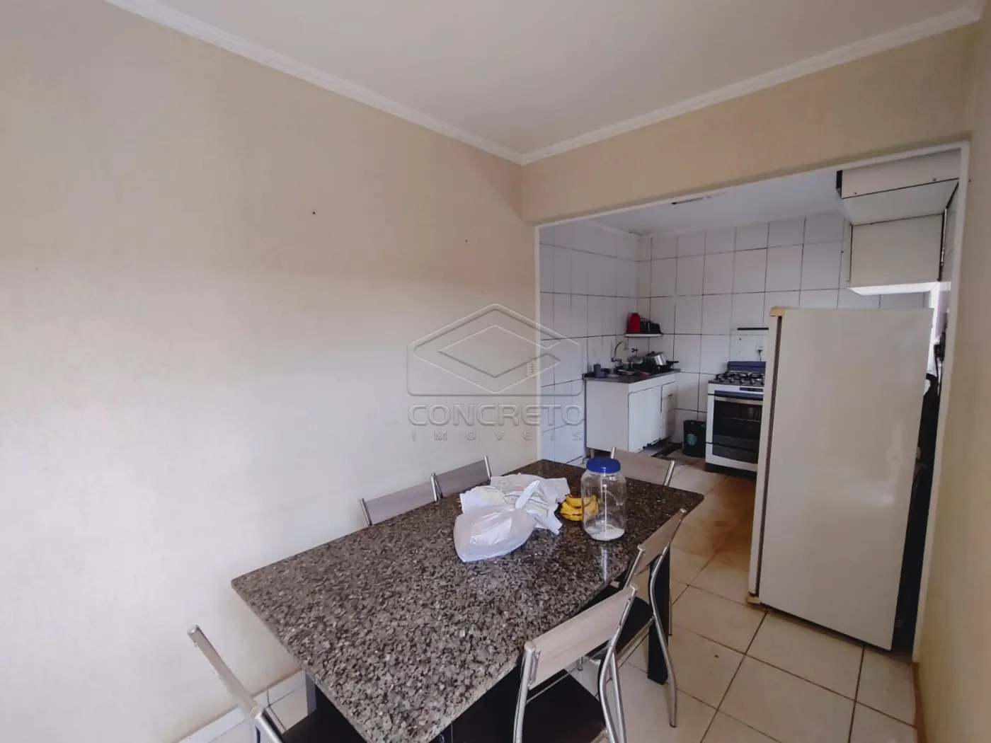 Alugar Casa / Padr&atilde;o em Len&ccedil;&oacute;is Paulista R$ 1.200,00 - Foto 5