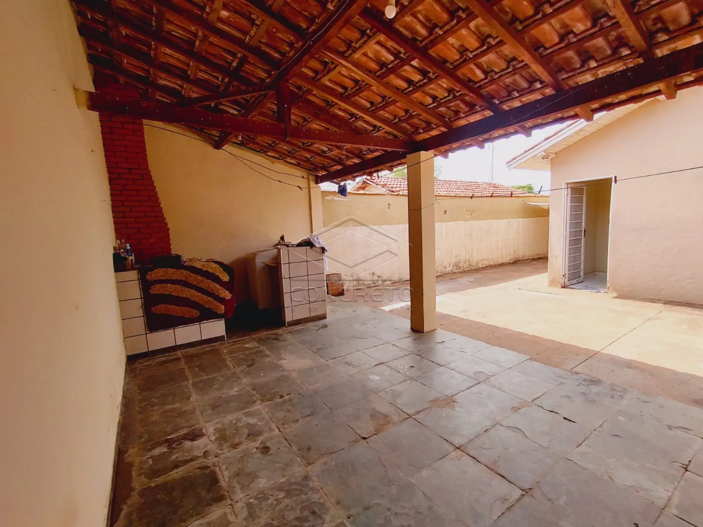 Alugar Casa / Padr&atilde;o em Len&ccedil;&oacute;is Paulista R$ 1.200,00 - Foto 8