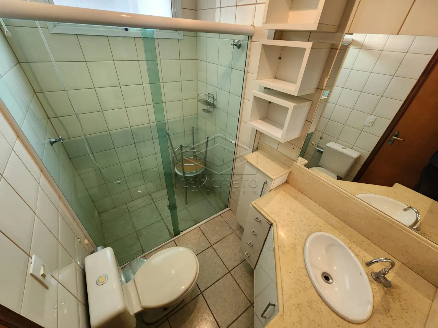 Alugar Apartamento / Padr&atilde;o em Ja&uacute; R$ 1.700,00 - Foto 7