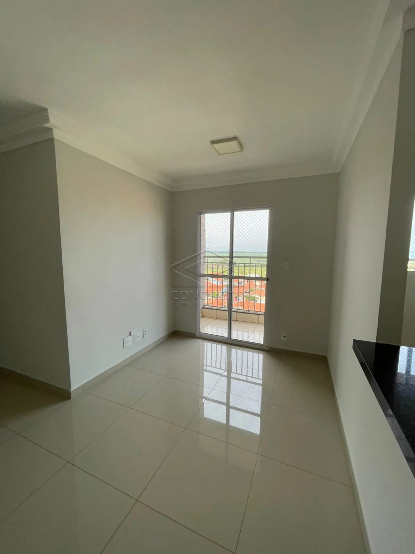 Alugar Apartamento / Padr&atilde;o em Len&ccedil;&oacute;is Paulista R$ 1.450,00 - Foto 4