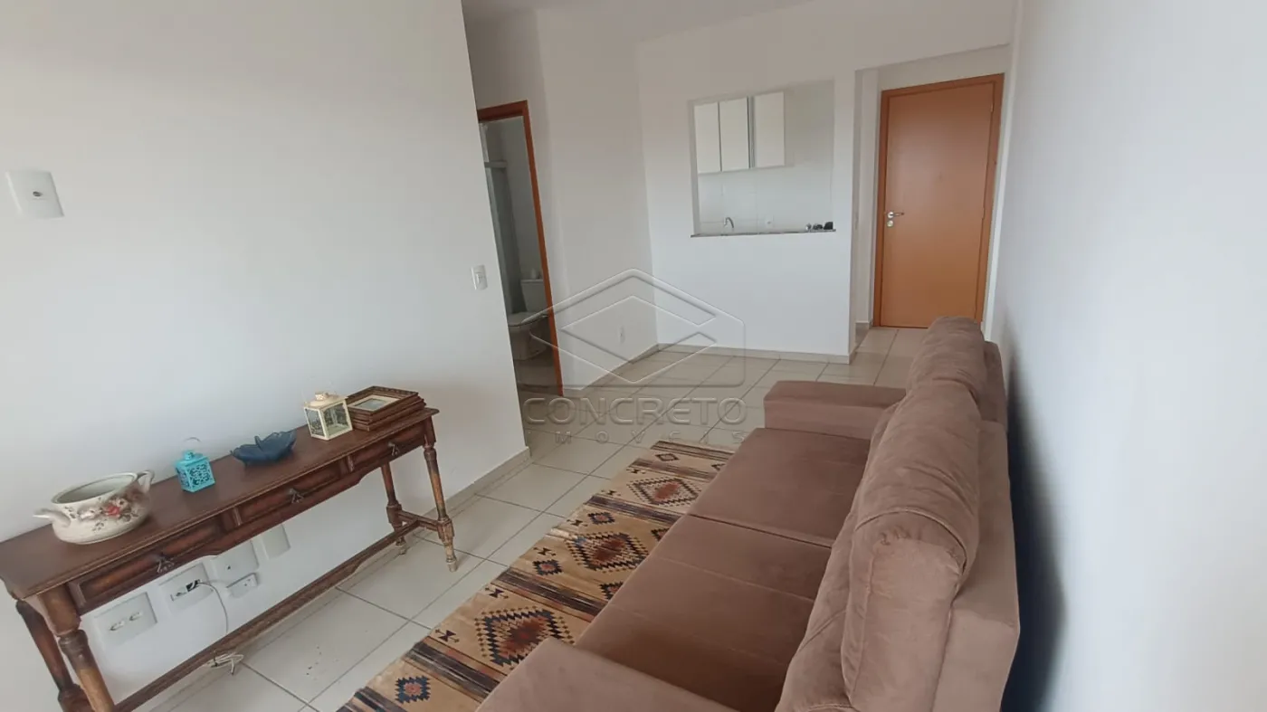 Alugar Apartamento / Padr&atilde;o em Len&ccedil;&oacute;is Paulista R$ 2.200,00 - Foto 1