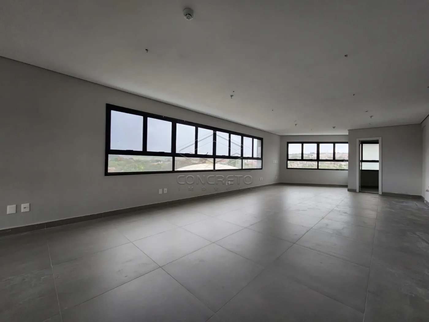 Alugar Comercial / Sala em Ja&uacute; R$ 8.800,00 - Foto 2