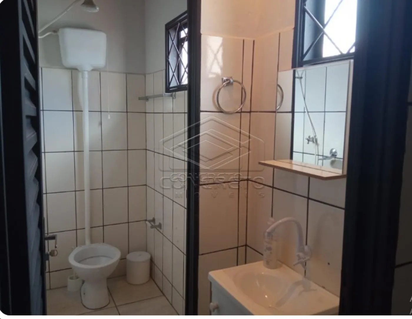 Alugar Casa / Padr&atilde;o em Len&ccedil;&oacute;is Paulista R$ 1.400,00 - Foto 5