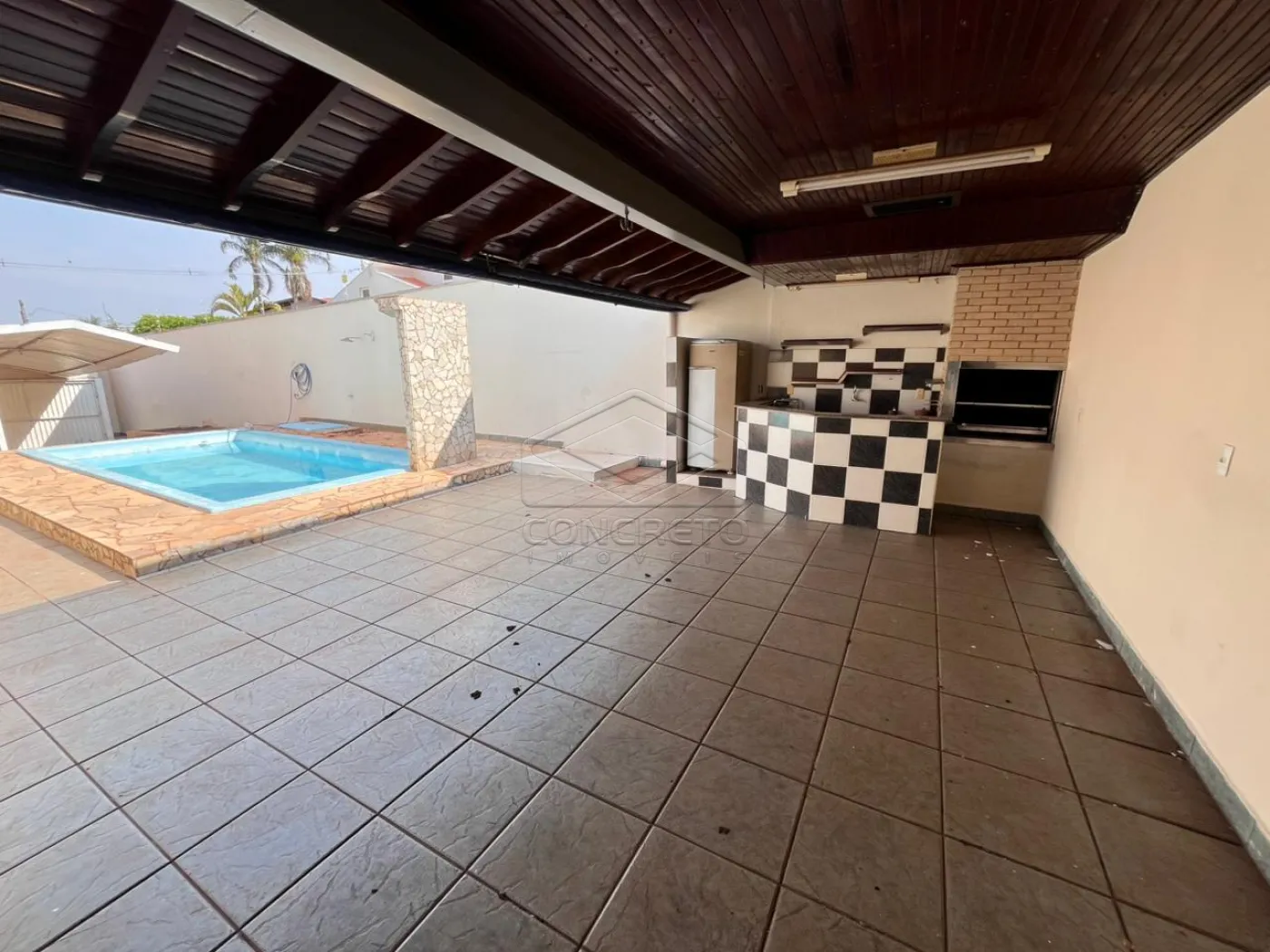 Alugar Casa / Padr&atilde;o em Len&ccedil;&oacute;is Paulista R$ 3.300,00 - Foto 3