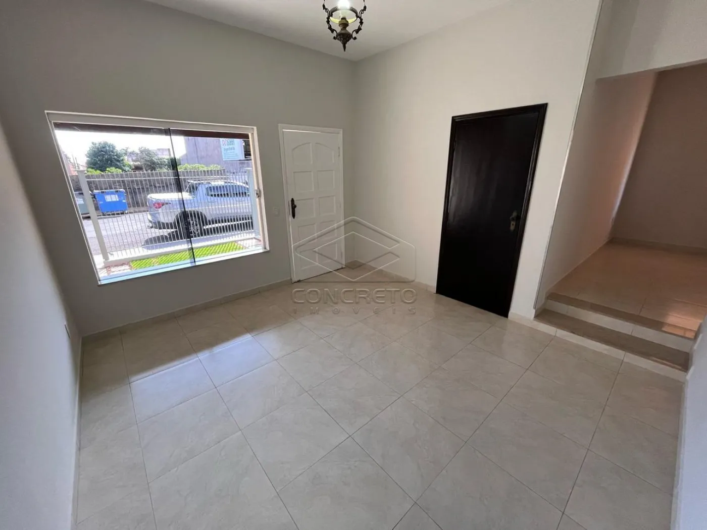 Comprar Casa / Padr&atilde;o em Len&ccedil;&oacute;is Paulista R$ 590.000,00 - Foto 1