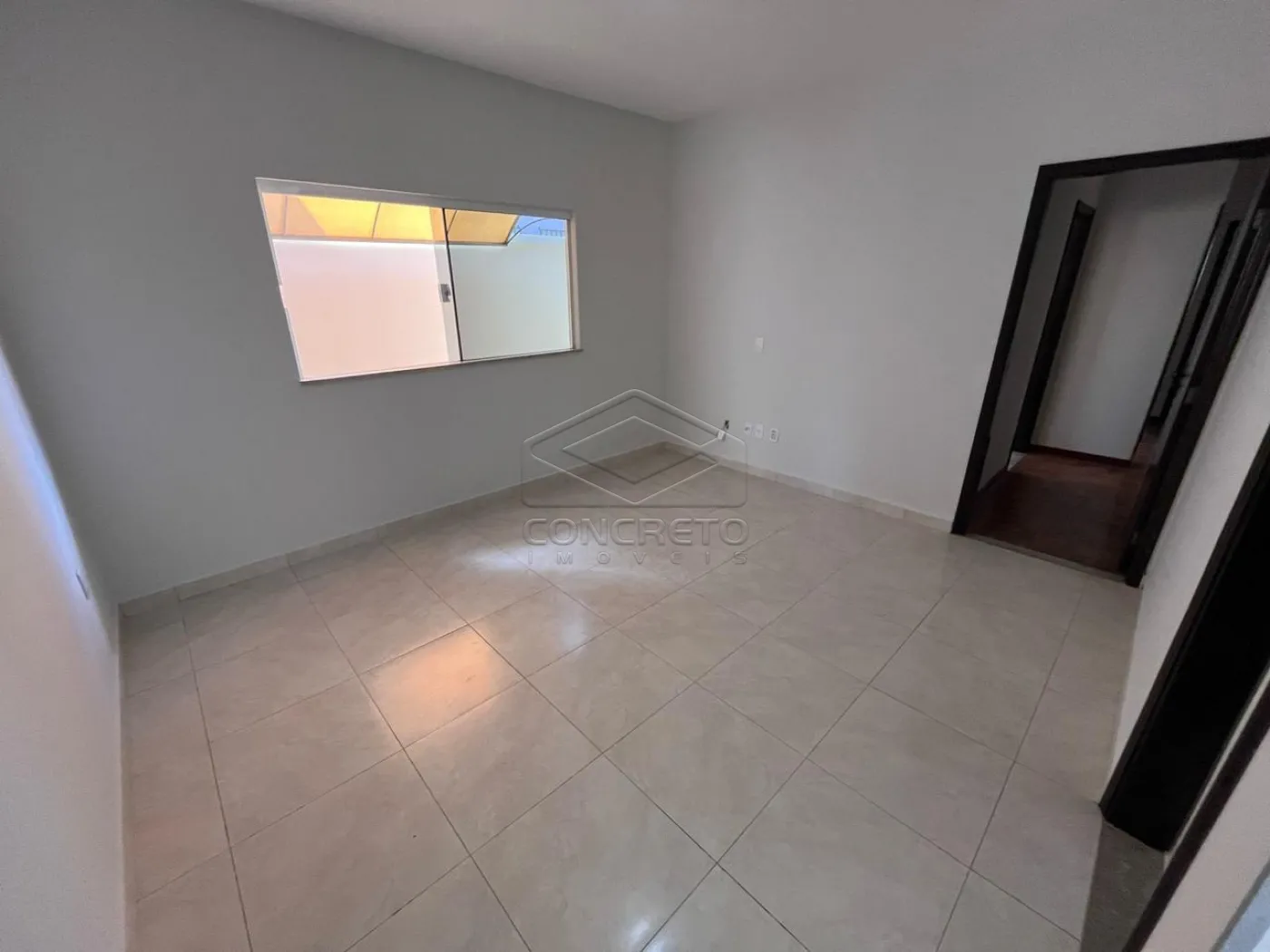 Comprar Casa / Padr&atilde;o em Len&ccedil;&oacute;is Paulista R$ 590.000,00 - Foto 3