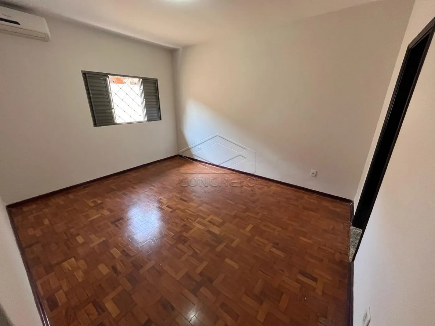 Comprar Casa / Padr&atilde;o em Len&ccedil;&oacute;is Paulista R$ 590.000,00 - Foto 8