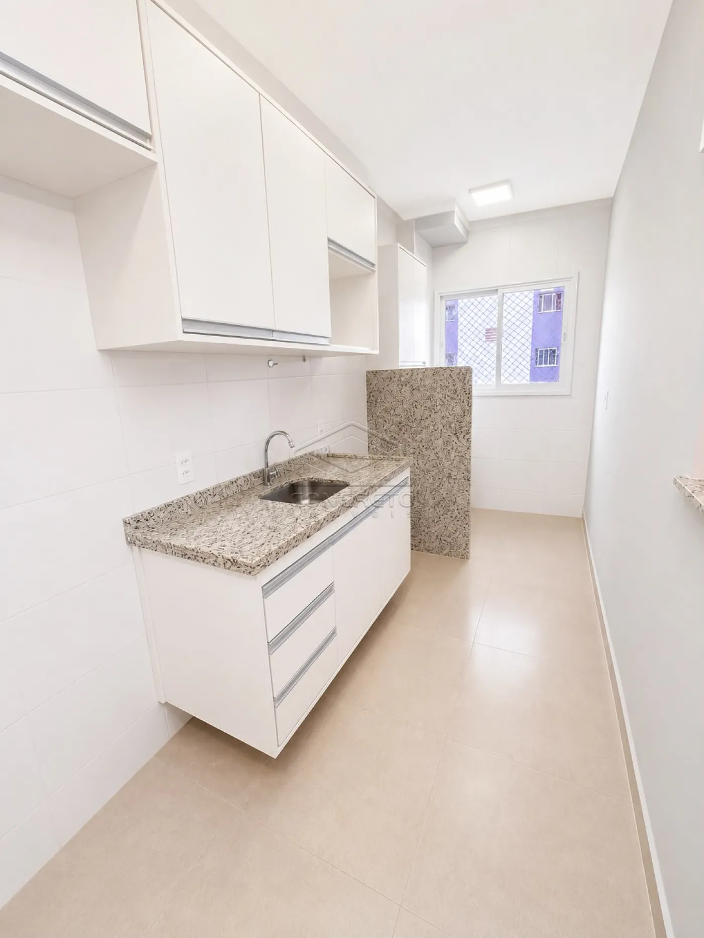 Alugar Apartamento / Padr&atilde;o em Len&ccedil;&oacute;is Paulista R$ 1.850,00 - Foto 1