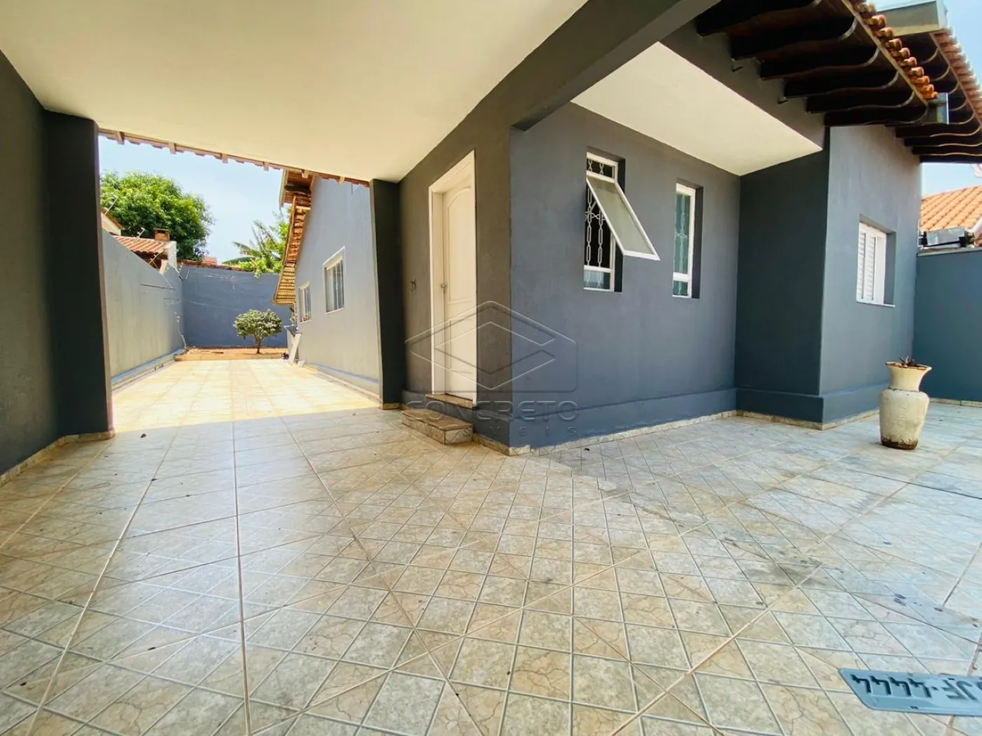 Alugar Casa / Padr&atilde;o em Len&ccedil;&oacute;is Paulista R$ 2.000,00 - Foto 8