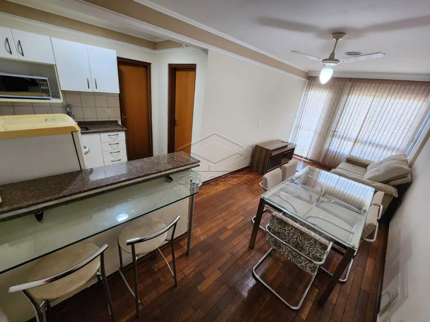 Alugar Apartamento / Padr&atilde;o em Ja&uacute; R$ 1.600,00 - Foto 1