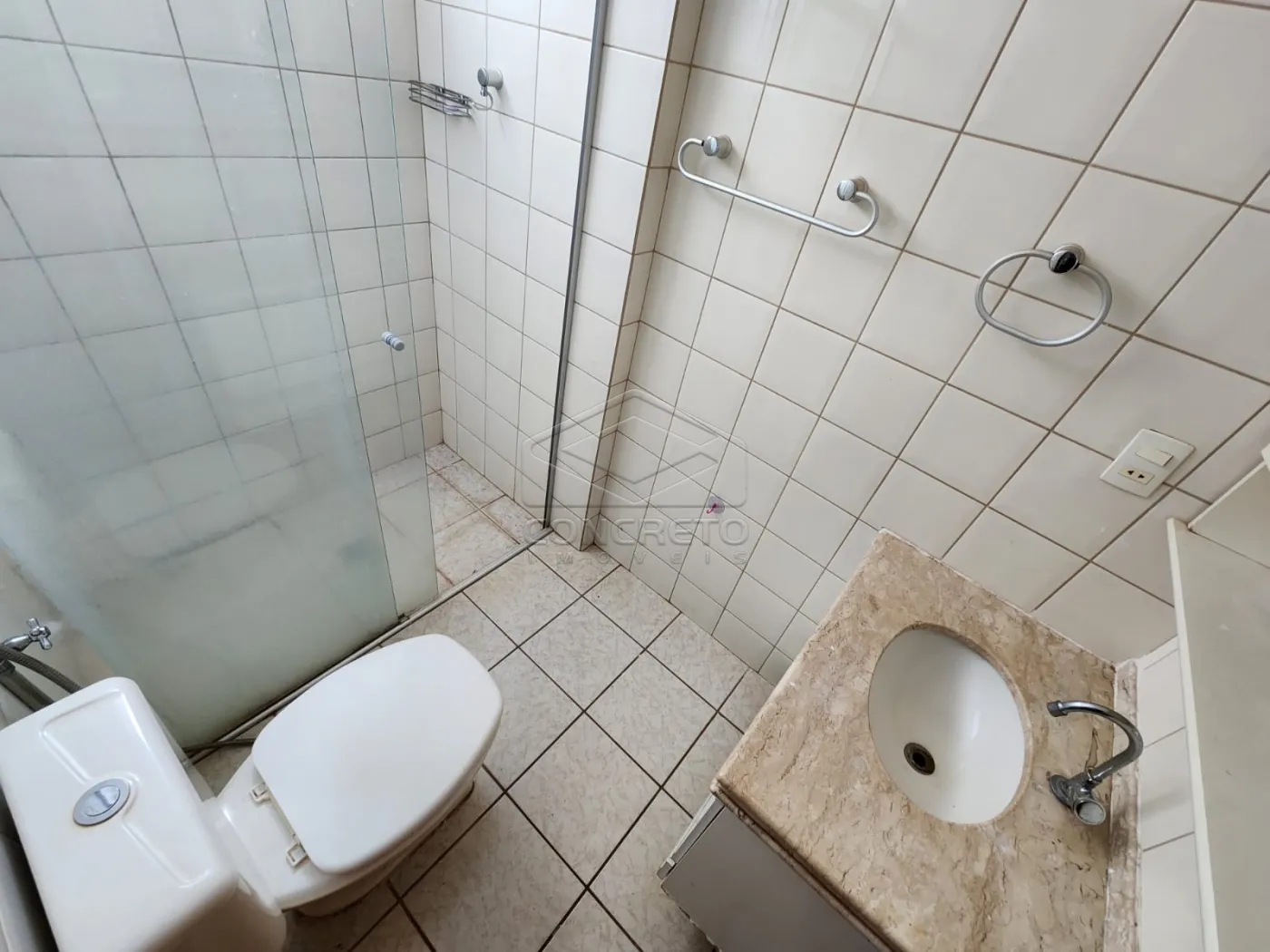 Alugar Apartamento / Padr&atilde;o em Ja&uacute; R$ 1.600,00 - Foto 6