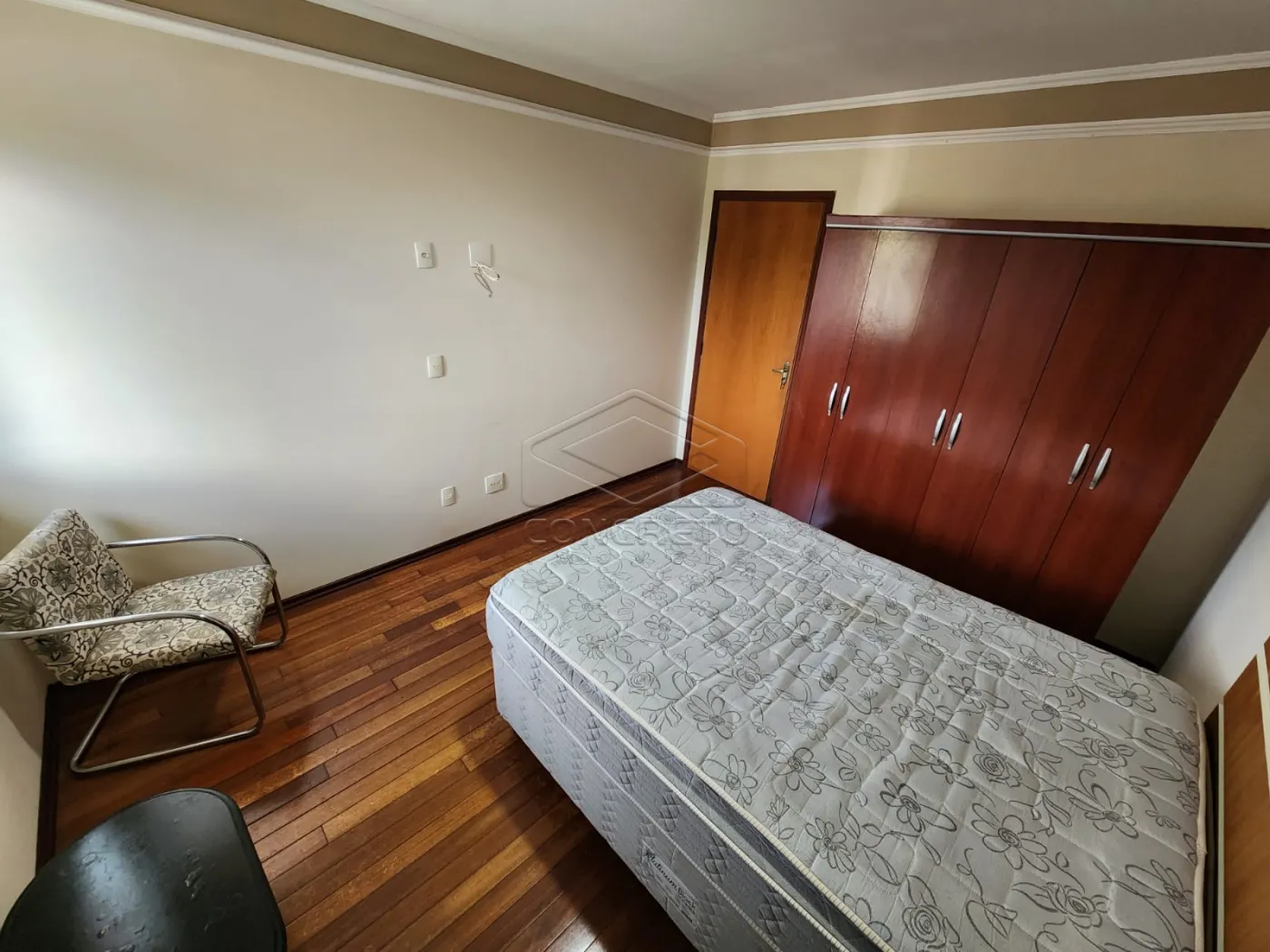 Alugar Apartamento / Padr&atilde;o em Ja&uacute; R$ 1.600,00 - Foto 8