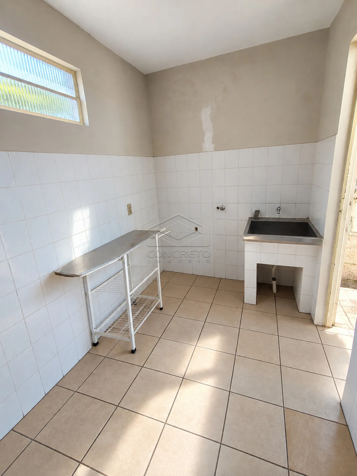 Alugar Casa / Padr&atilde;o em Len&ccedil;&oacute;is Paulista R$ 4.000,00 - Foto 14