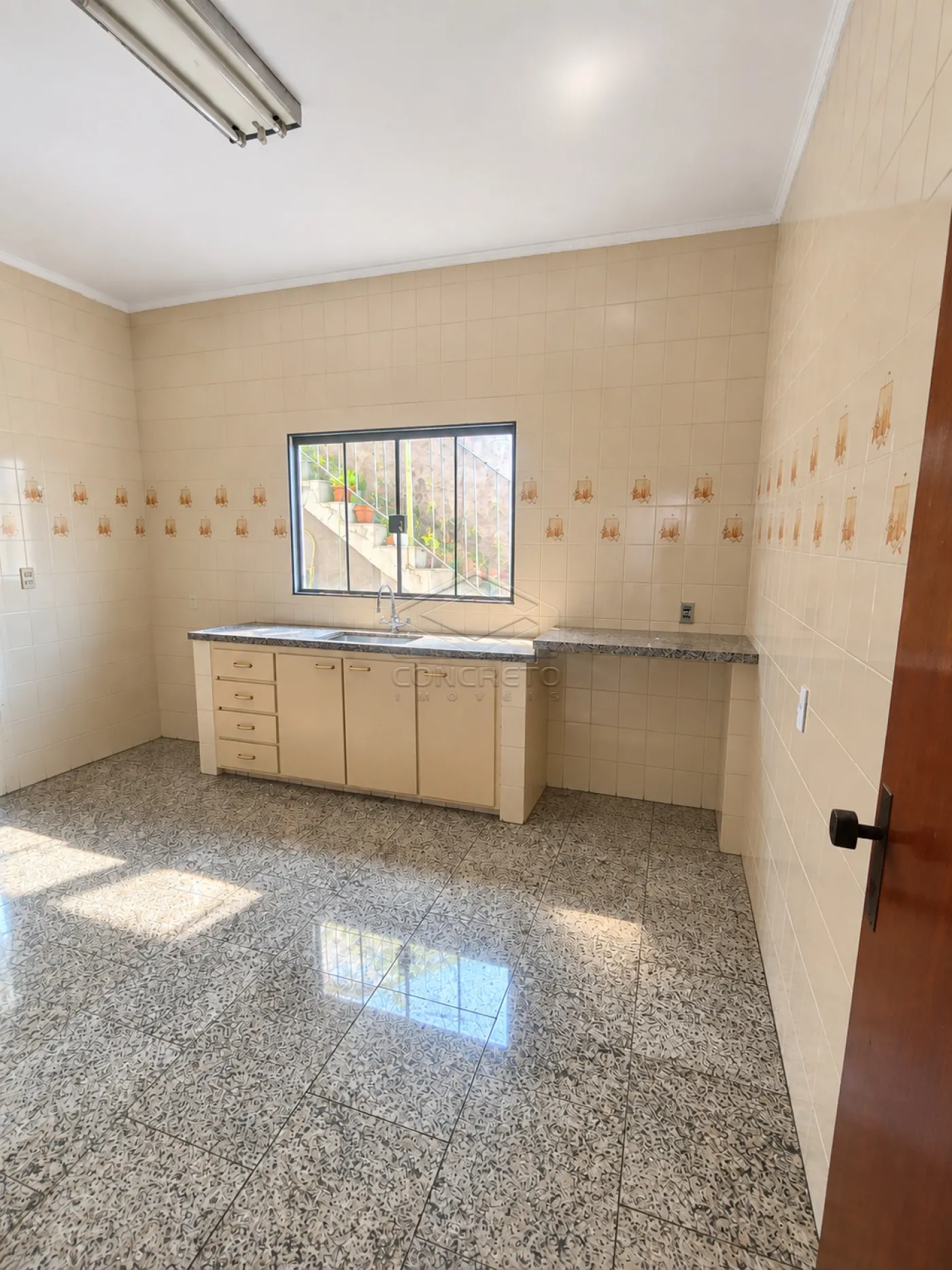 Alugar Casa / Padr&atilde;o em Len&ccedil;&oacute;is Paulista R$ 4.000,00 - Foto 15
