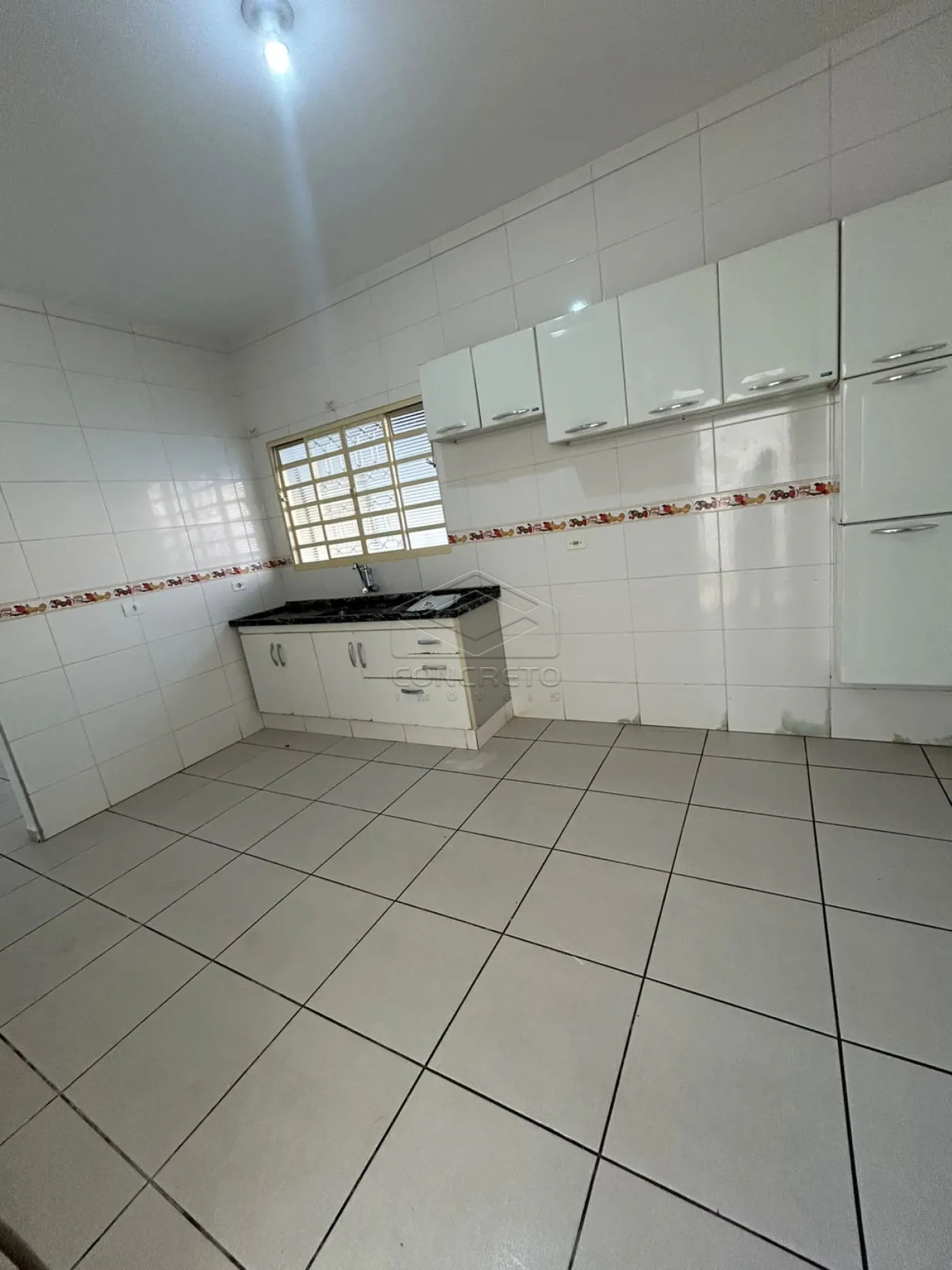 Alugar Casa / Padr&atilde;o em Len&ccedil;&oacute;is Paulista R$ 2.000,00 - Foto 6