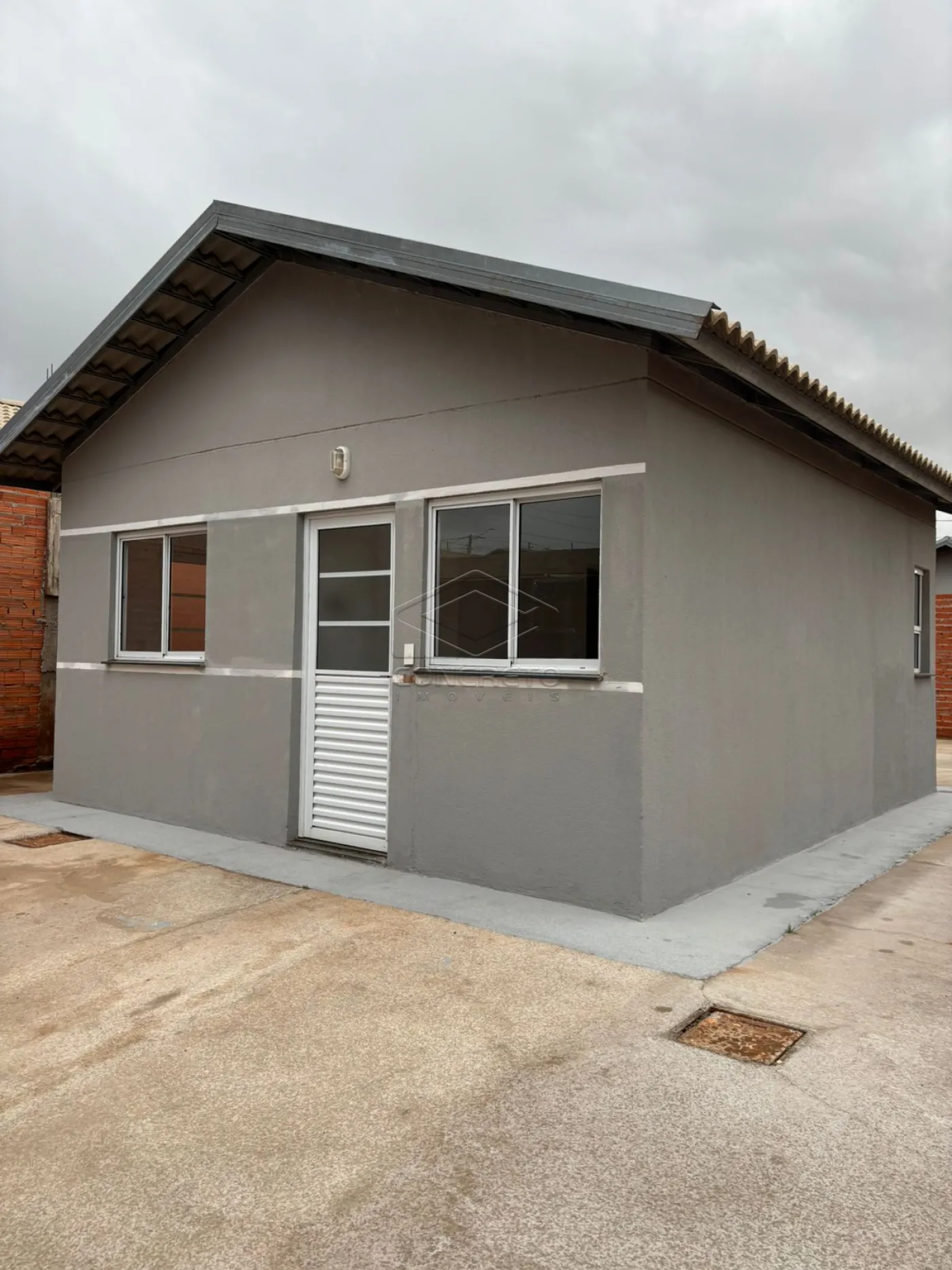 Alugar Casa / Padr&atilde;o em Len&ccedil;&oacute;is Paulista R$ 1.500,00 - Foto 6