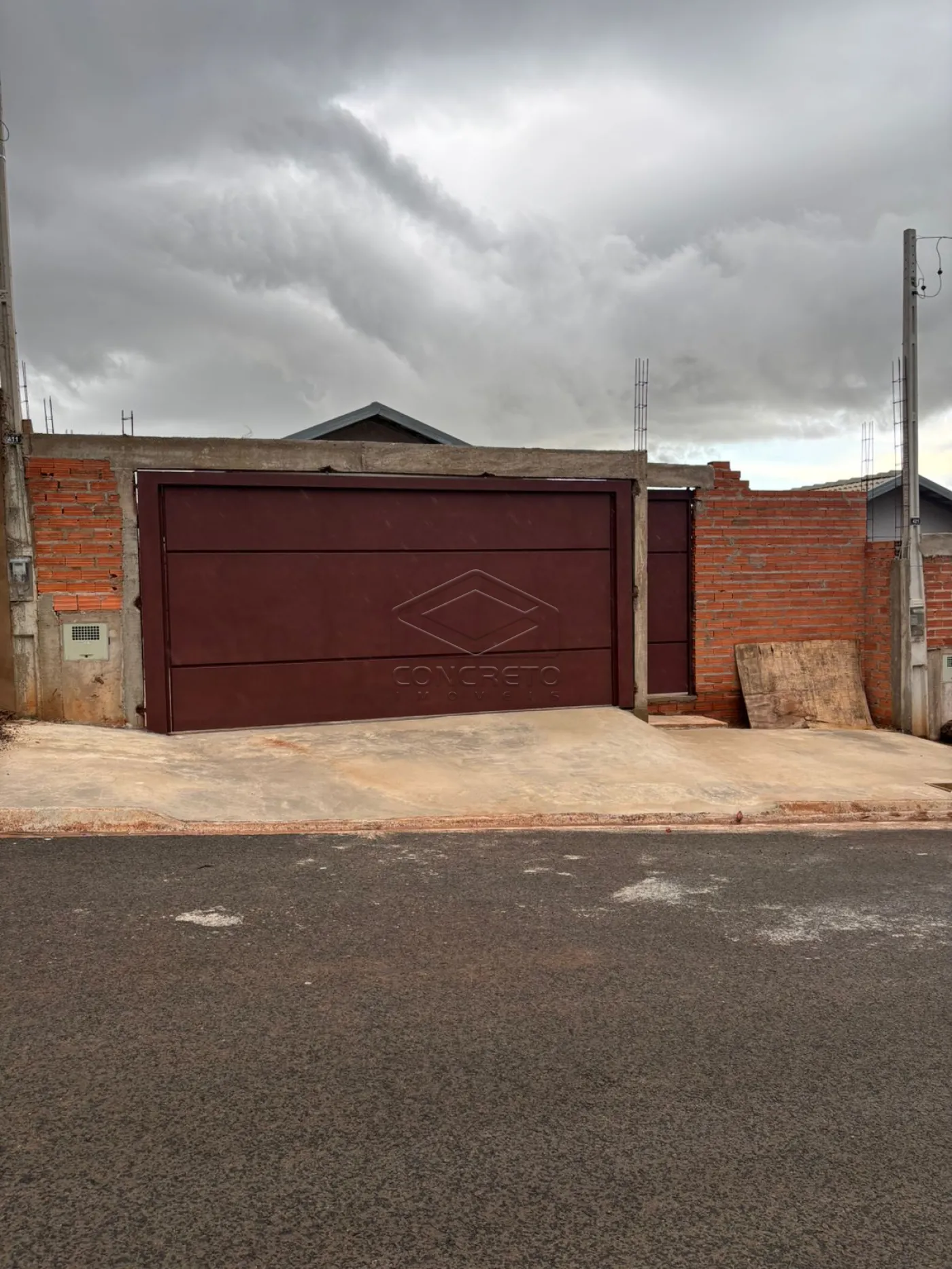 Alugar Casa / Padr&atilde;o em Len&ccedil;&oacute;is Paulista R$ 1.500,00 - Foto 11