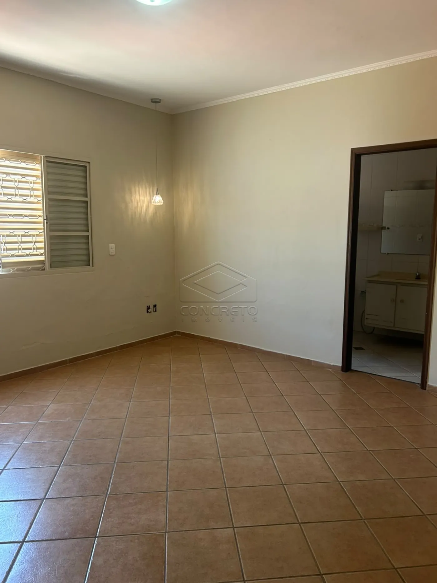 Alugar Casa / Padr&atilde;o em Len&ccedil;&oacute;is Paulista R$ 2.900,00 - Foto 11