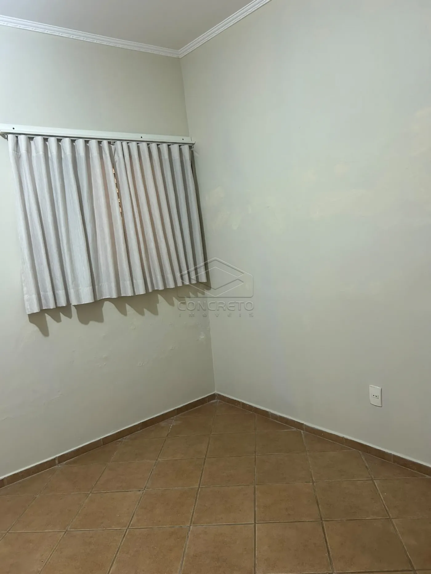 Alugar Casa / Padr&atilde;o em Len&ccedil;&oacute;is Paulista R$ 2.900,00 - Foto 15