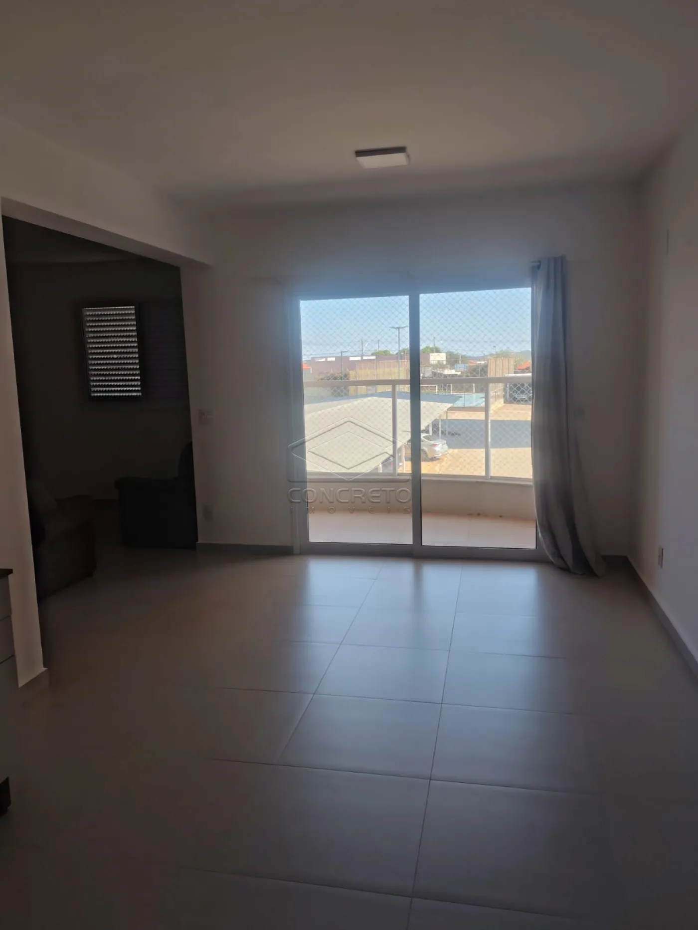 Alugar Apartamento / Padr&atilde;o em Len&ccedil;&oacute;is Paulista R$ 2.800,00 - Foto 5
