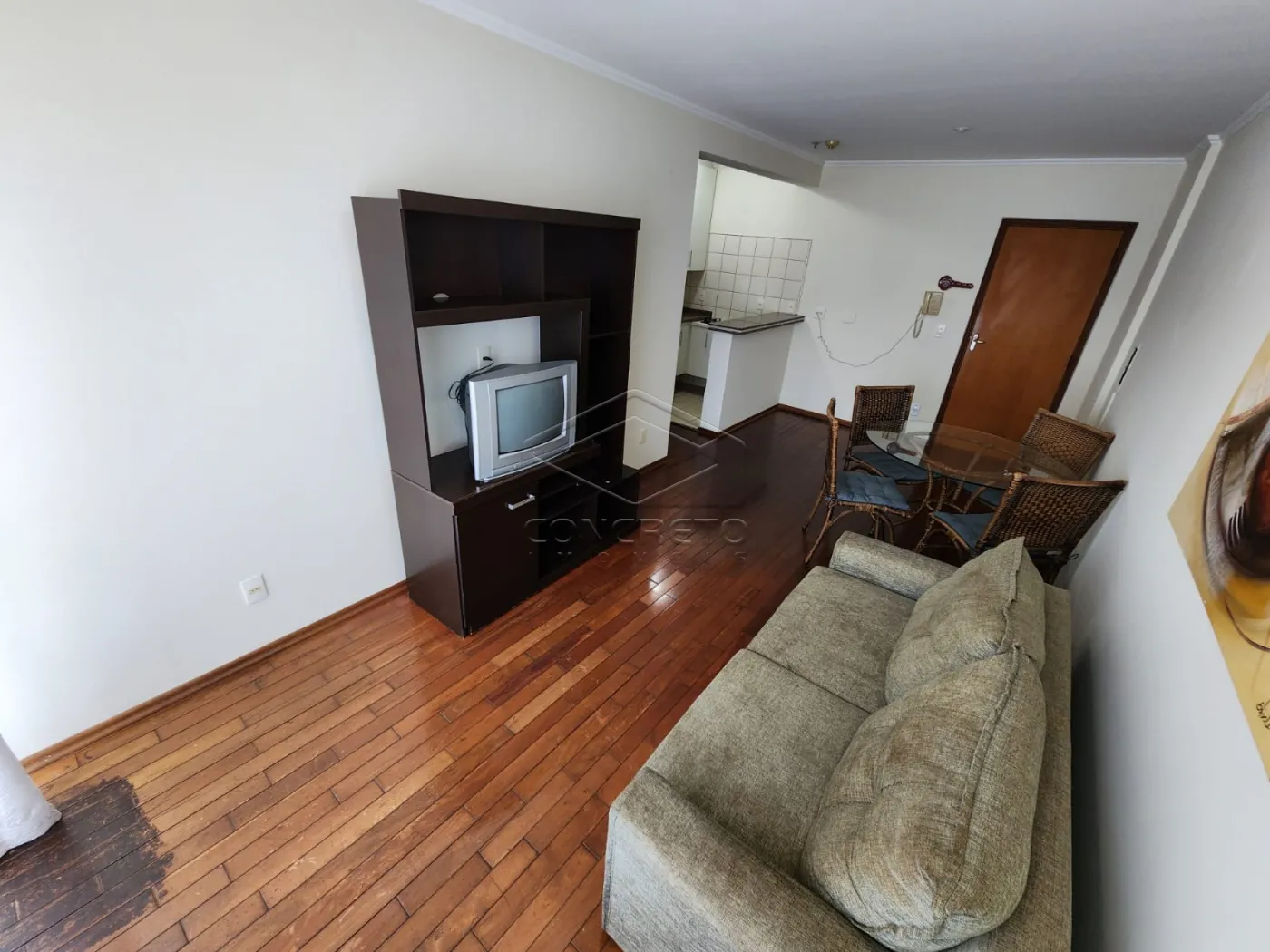 Alugar Apartamento / Padr&atilde;o em Ja&uacute; R$ 1.700,00 - Foto 3